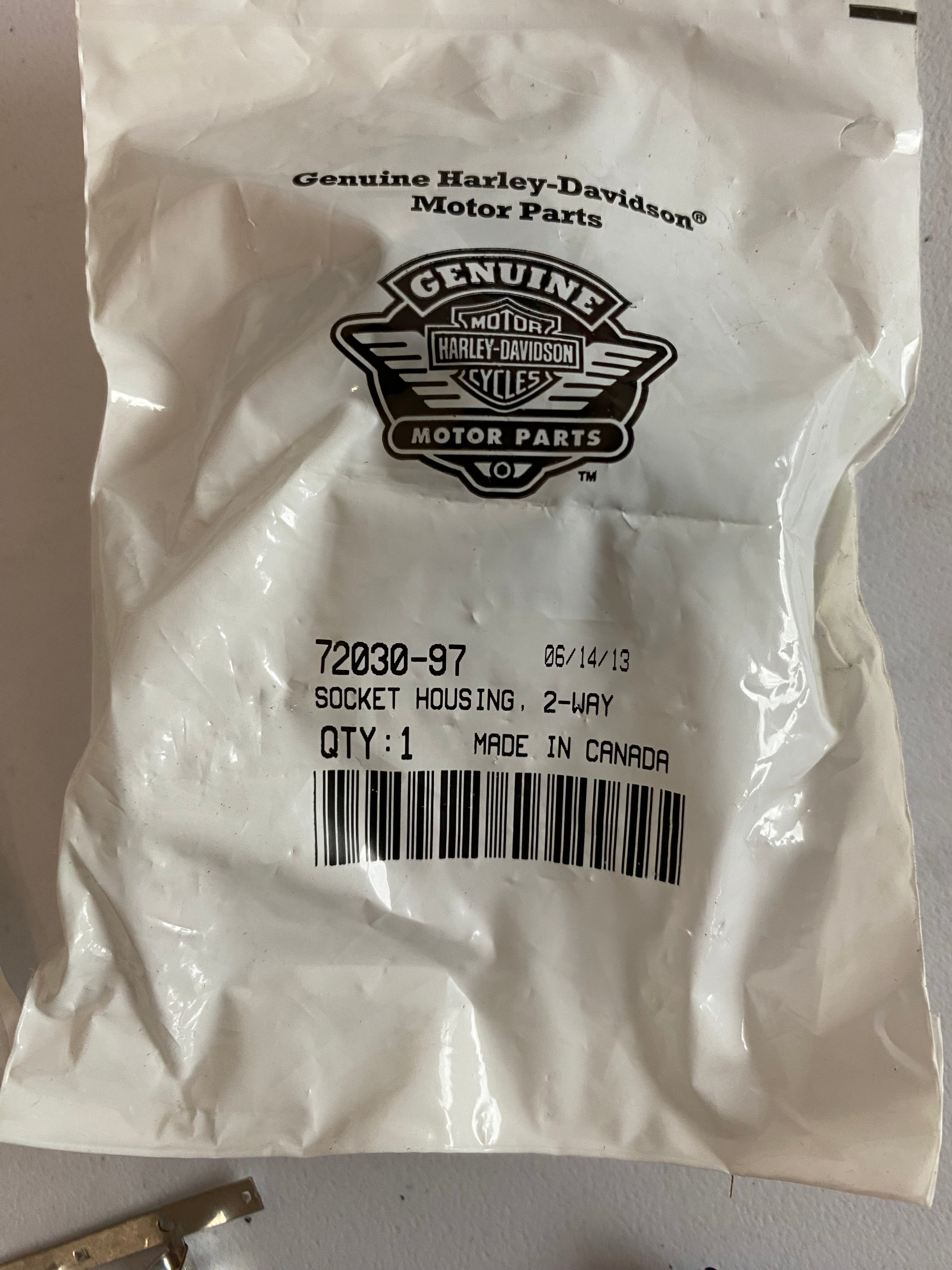 Harley Davidson Regulator Plug OEM REF: 74505-95A