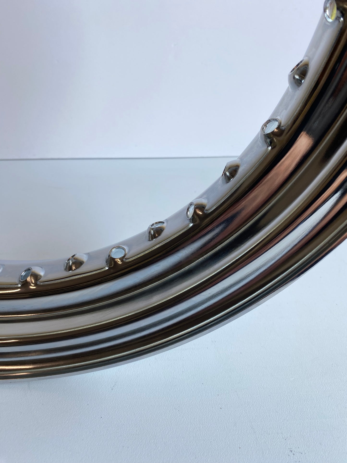 Cerclage de roue 3.00 x 16 chromé 40 trous Harley Davidson REF MCS 506279