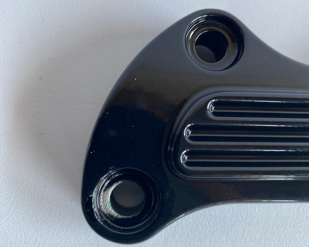 Pontet de risers noir Harley Davidson REF OEM 56115-79