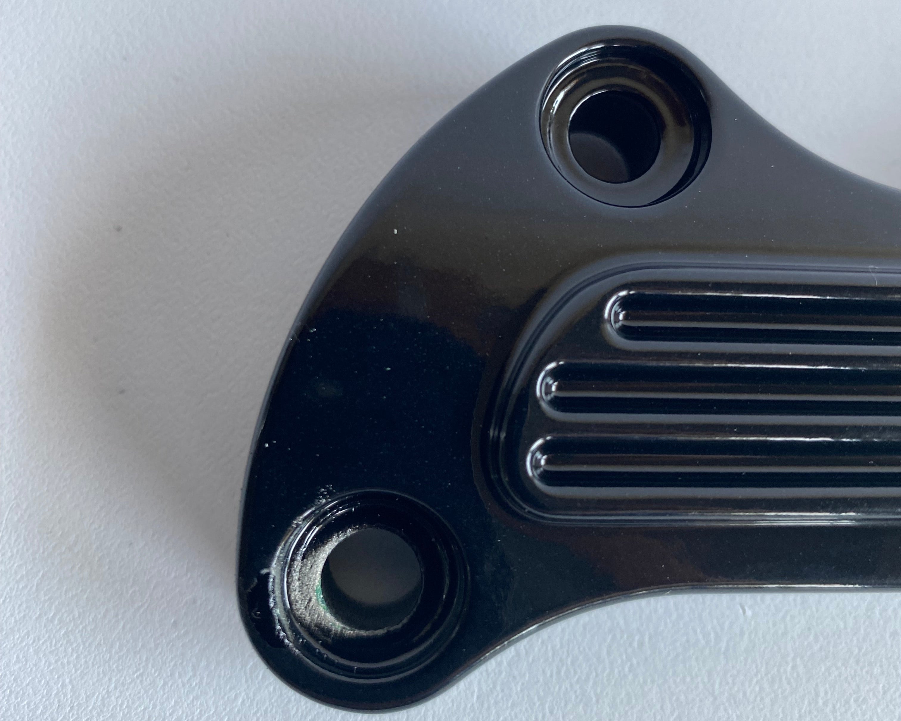 Pontet de risers noir Harley Davidson REF OEM 56115-79