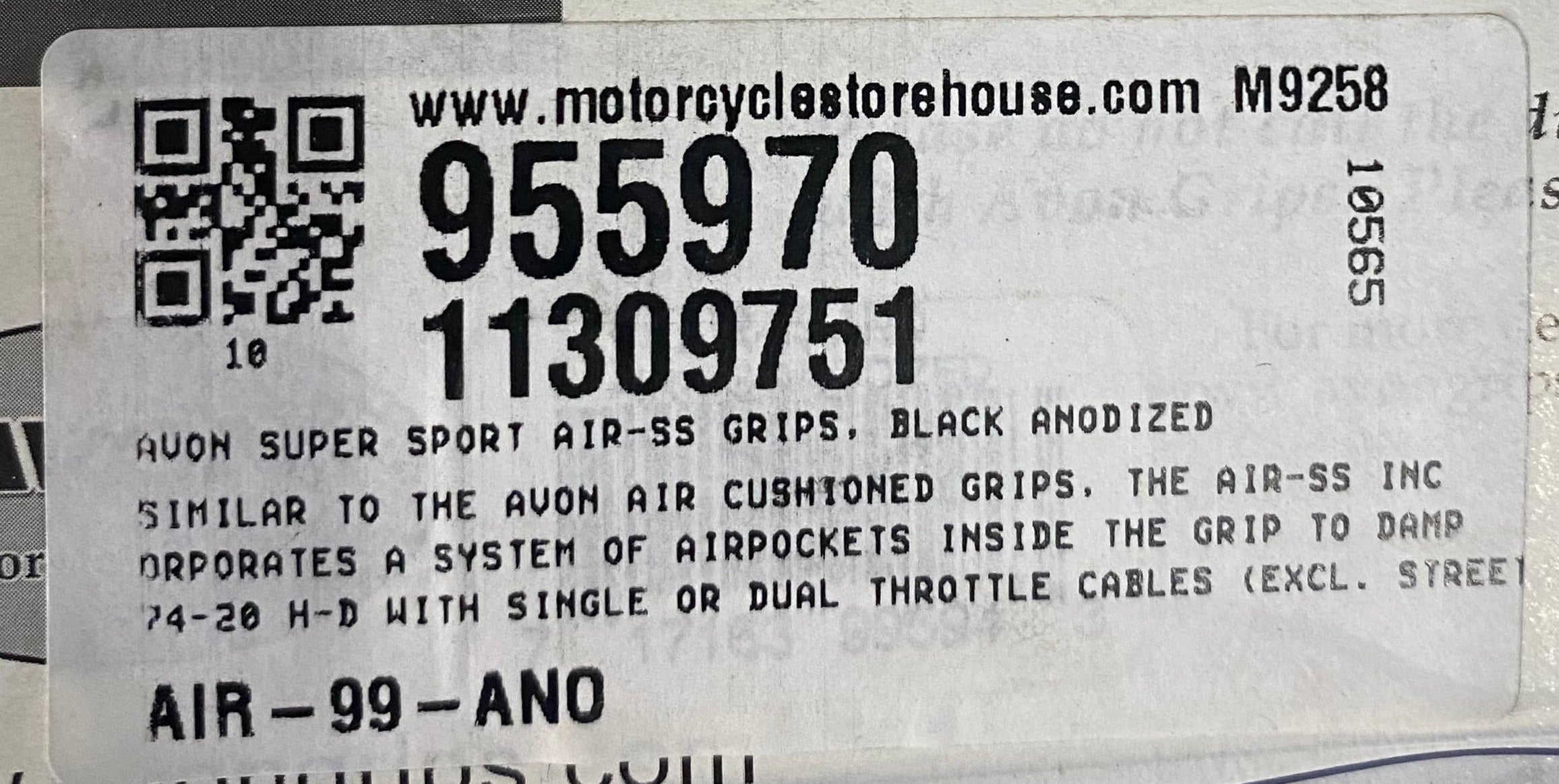 Jeu de poignées AVON memory form black Harley Davidson REF MCS 956134