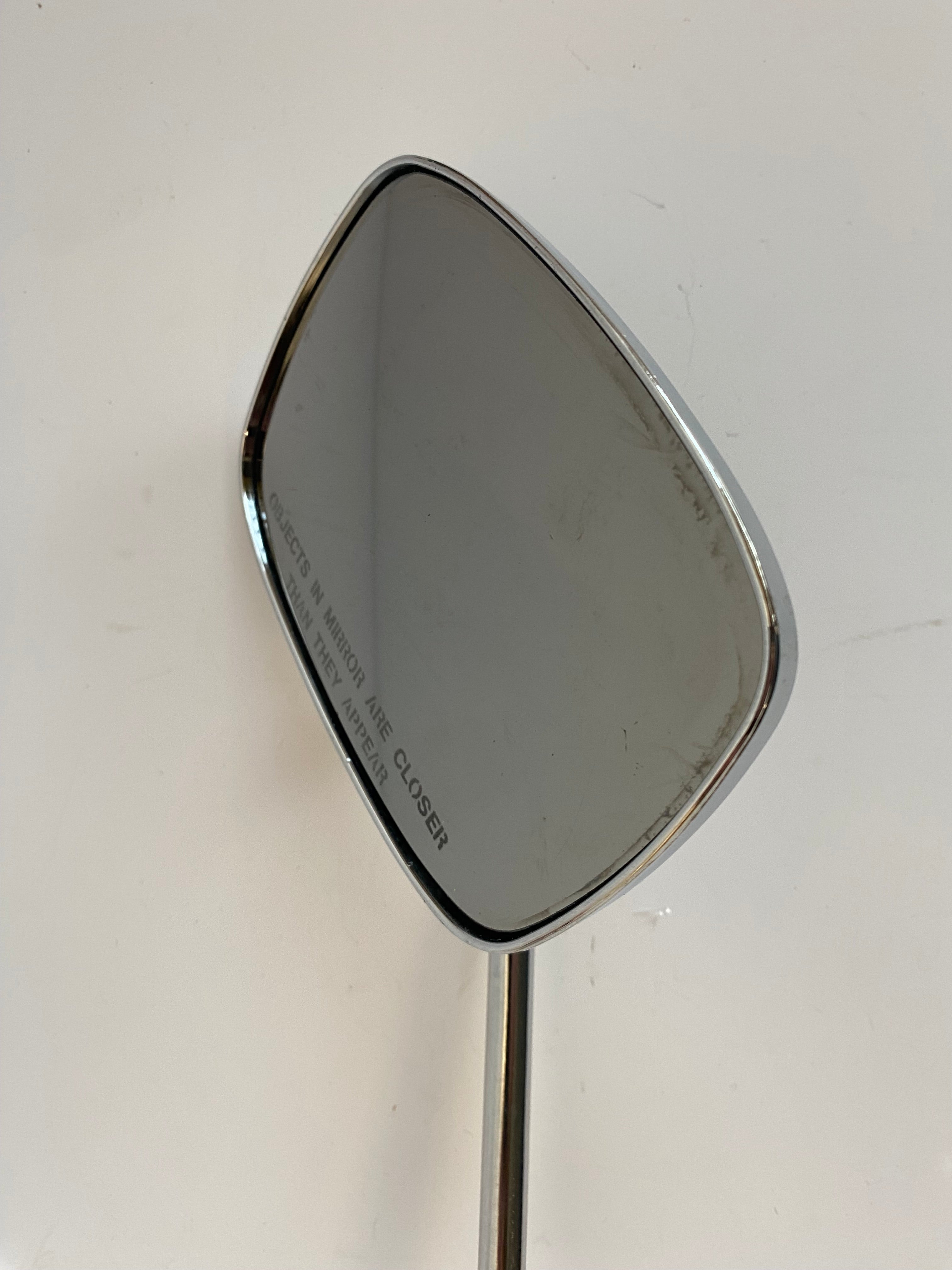 Rétroviseur chromé gauche branche longue Harley Davidson REF OEM 91894-82TA