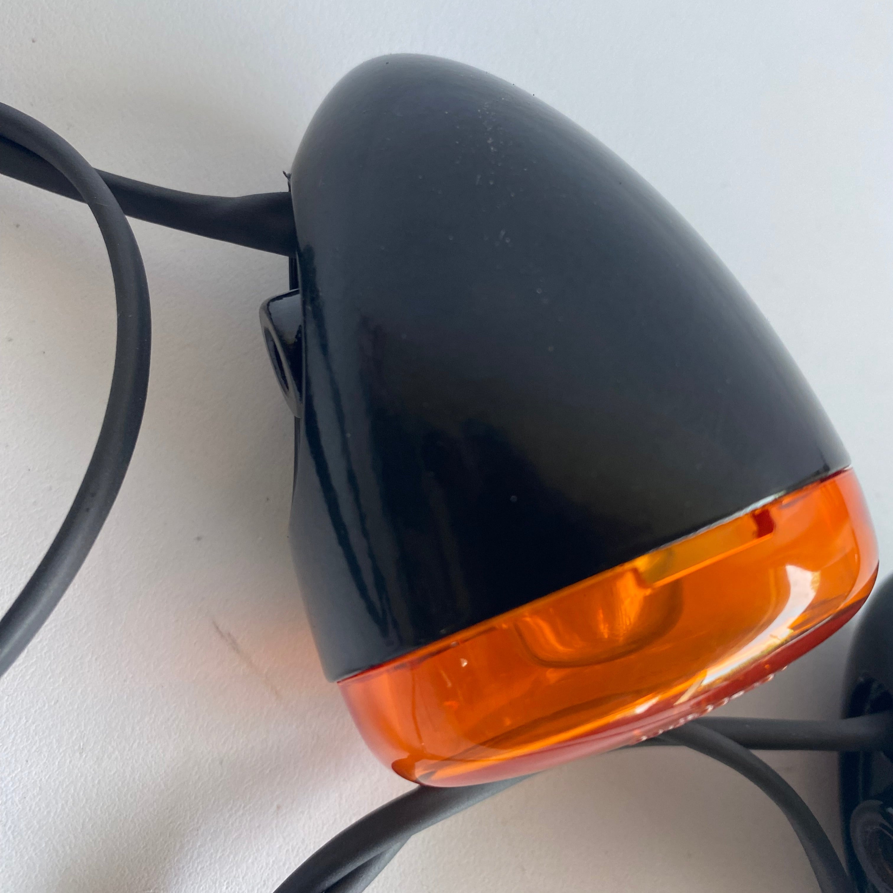 Jeu de clignotants arrière noirs Harley Davidson REF OEM 73318-09