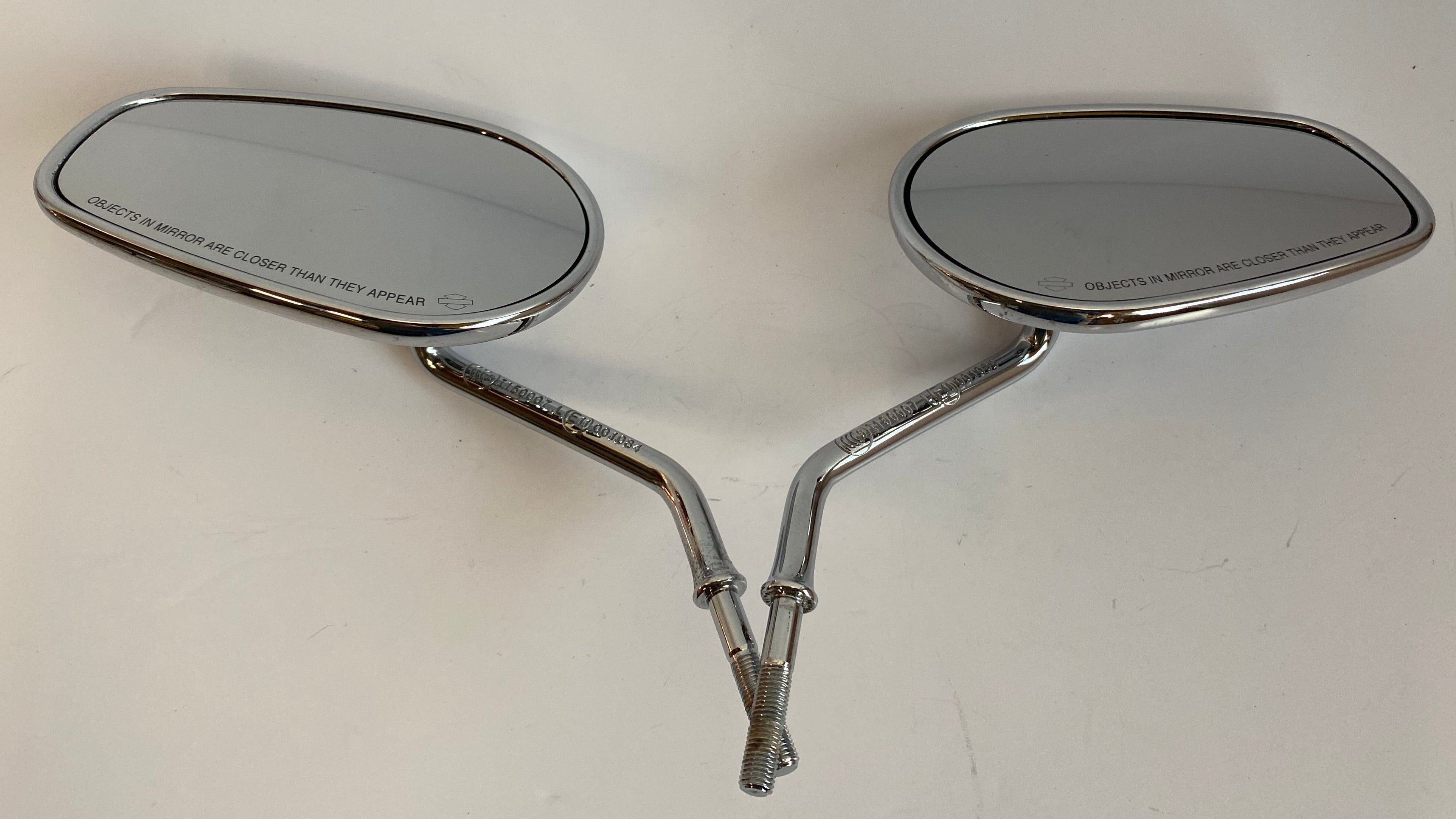 Set of 2 short chrome Harley Davidson mirrors OEM REF 91845-03B