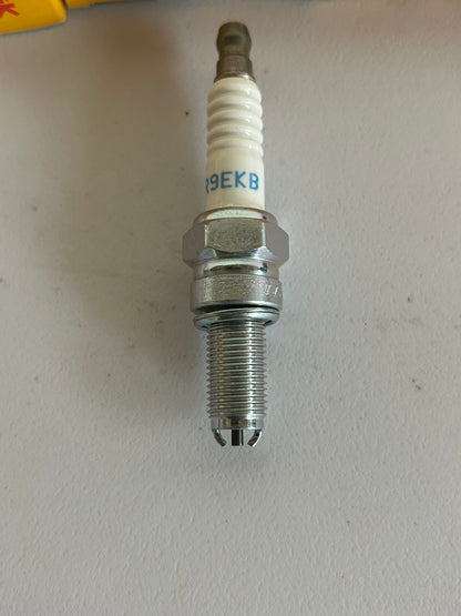 Bougies NGK CR9EKB Buell 1125 rotax REF : V0075.1AM