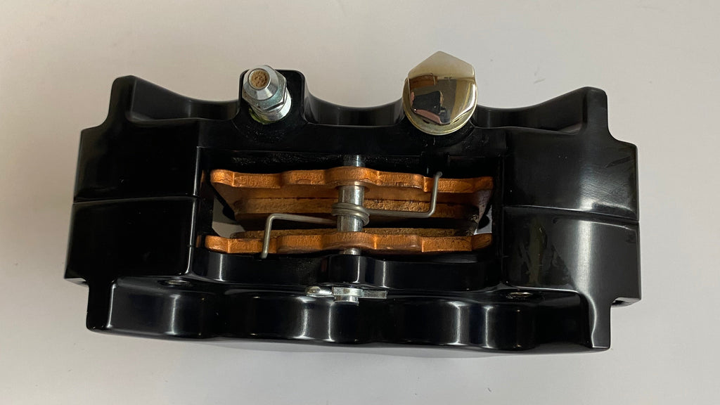 Etrier de frein noir Performance Machine 125x4R Harley Davidson REF MCS 952535