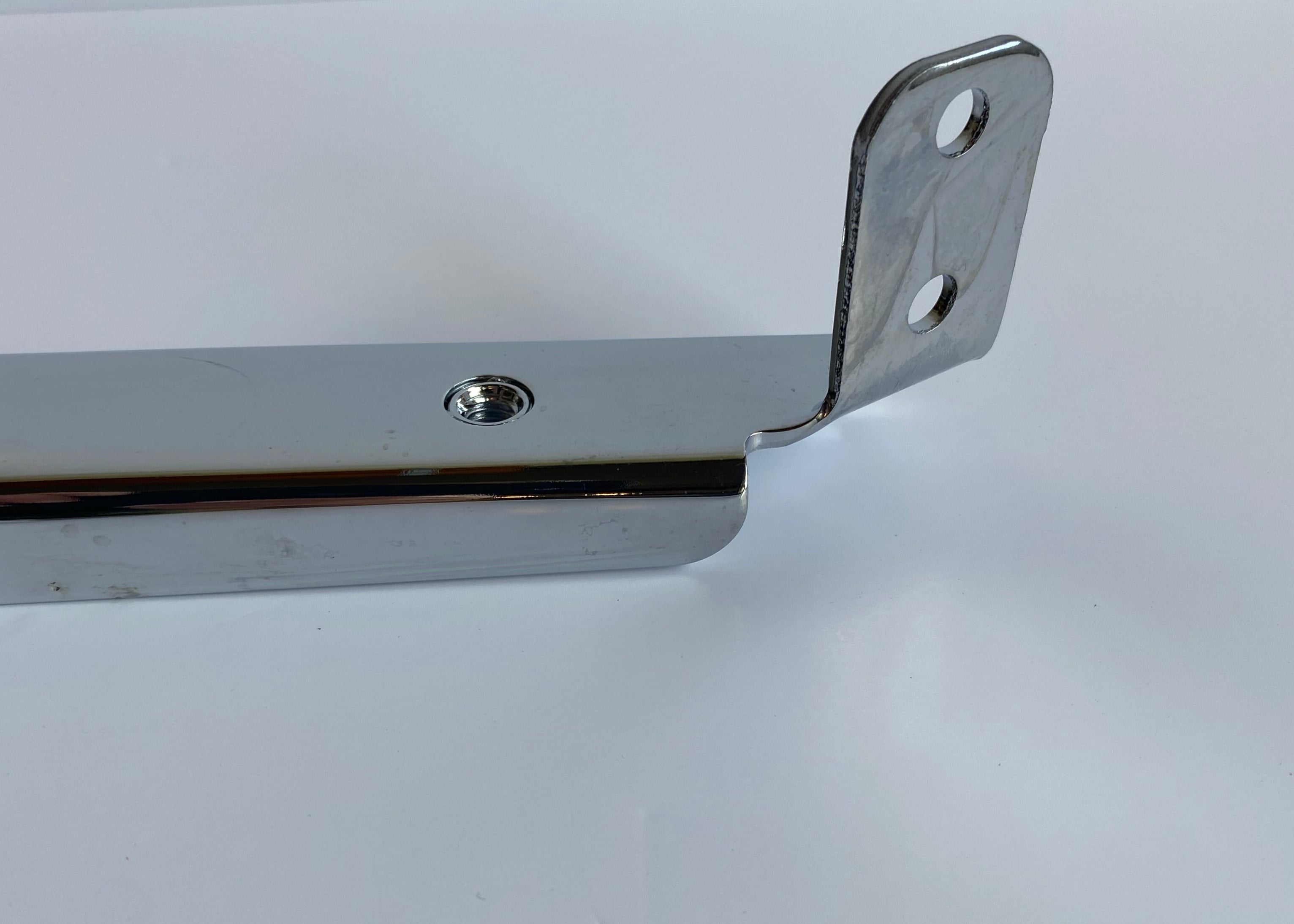 Support barre de sacoche droite Touring Harley Davidson REF OEM 90720-79C