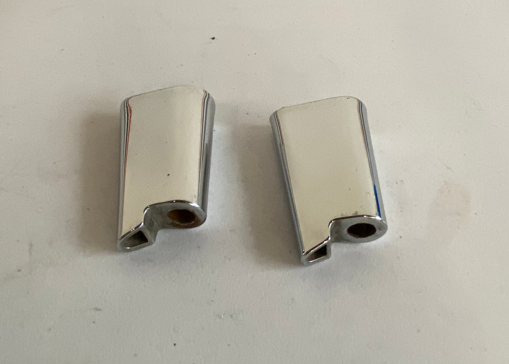 Paire de supports de clignotants arrière Harley Davidson REF OEM : 68840-93