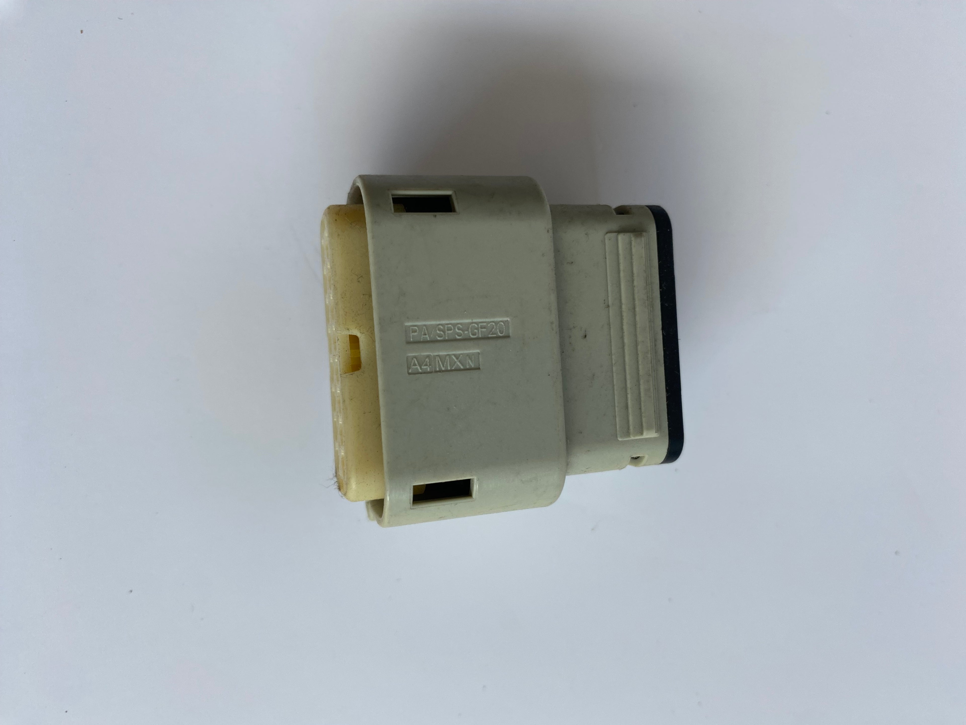 Prise 16 pins commodo gauche Touring Harley Davidson REF OEM 72491-07GY