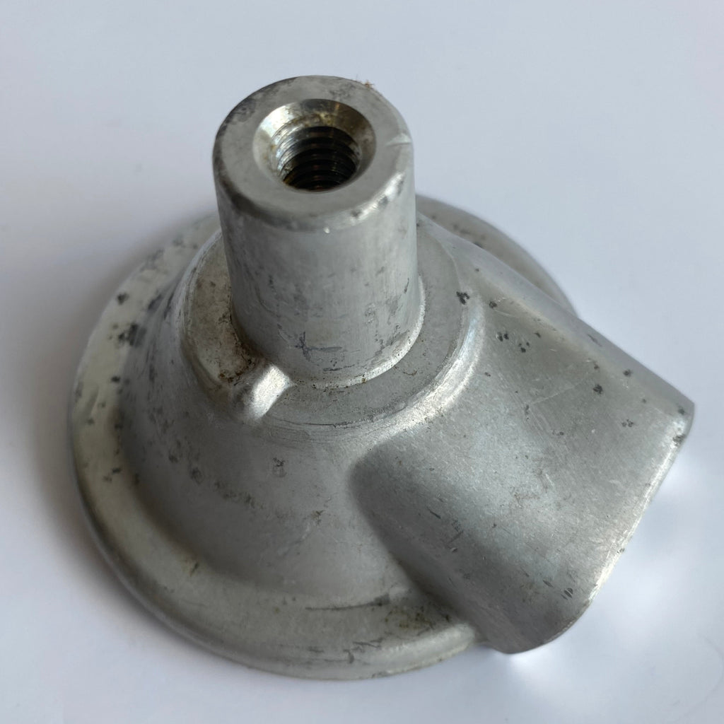 Oil filter holder