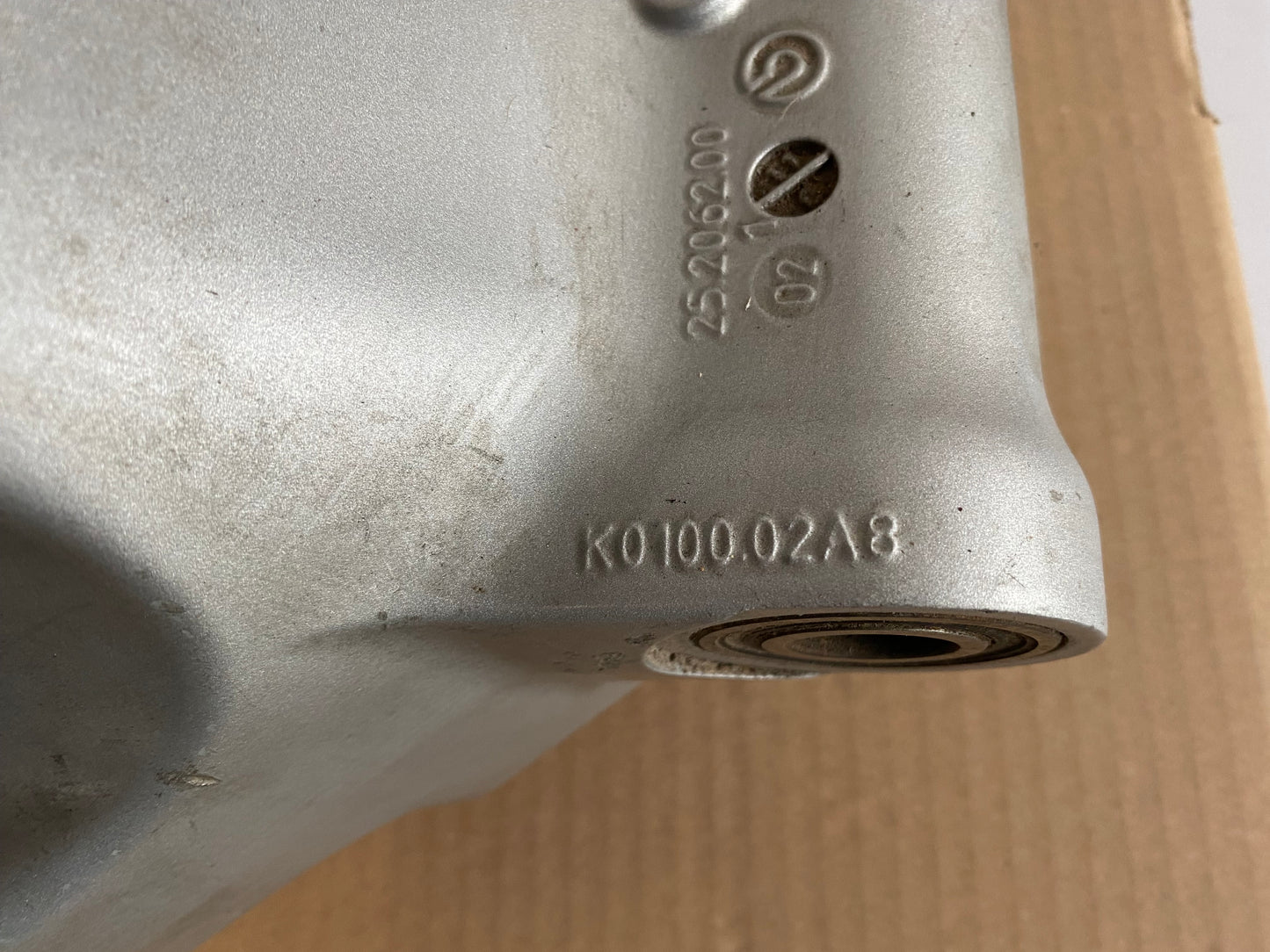 Bras oscillant BUELL XB9R REF OEM : K0100.02A8