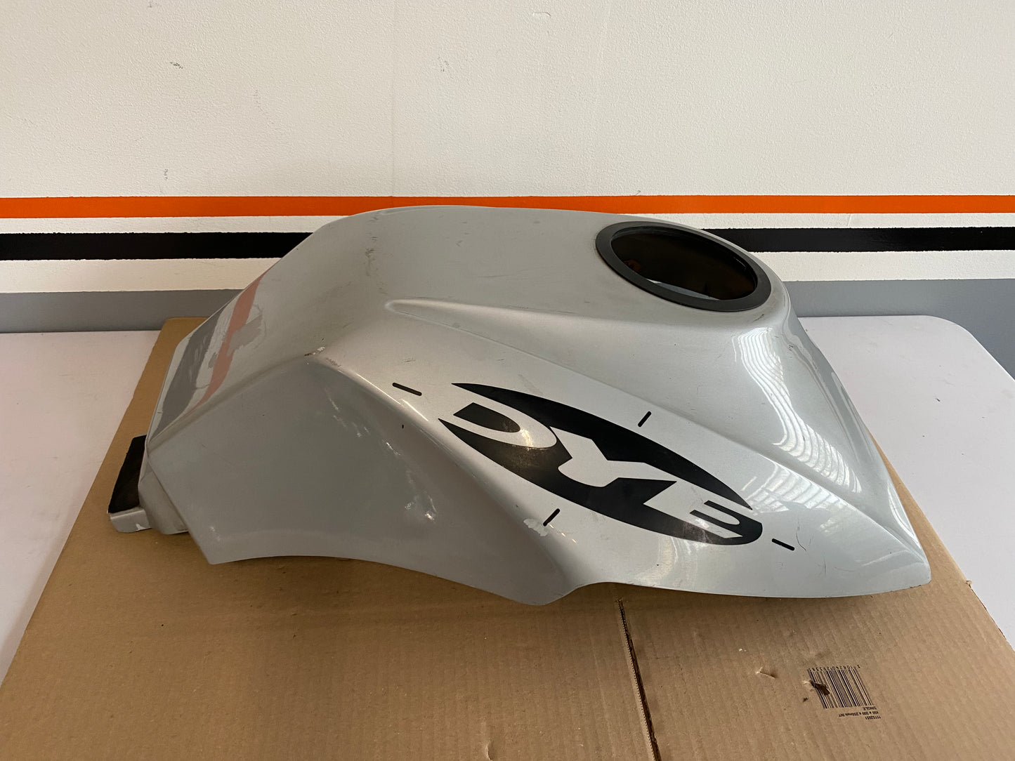 Couvercle de réservoir BUELL X1 LIGHTNING REF OEM : P0109.KA