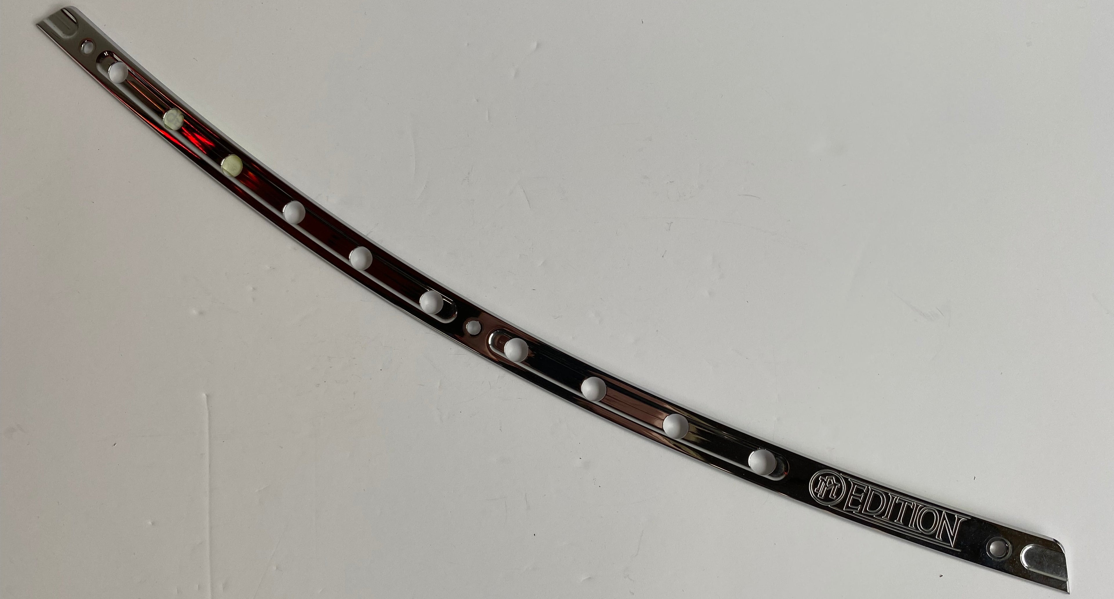 Baguette pare brise chrome Performance Machine Touring Harley Davidson REF MCS 953069