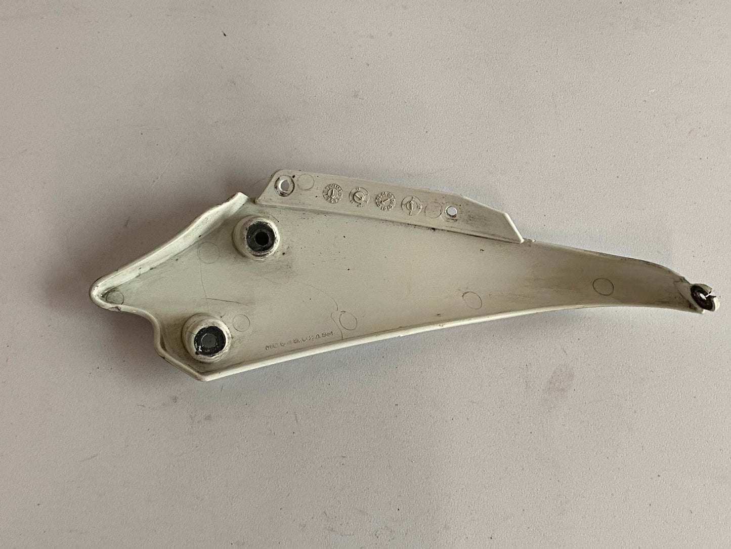 Coté gauche sabot moteur BUELL XB REF OEM : M0648.02A8M