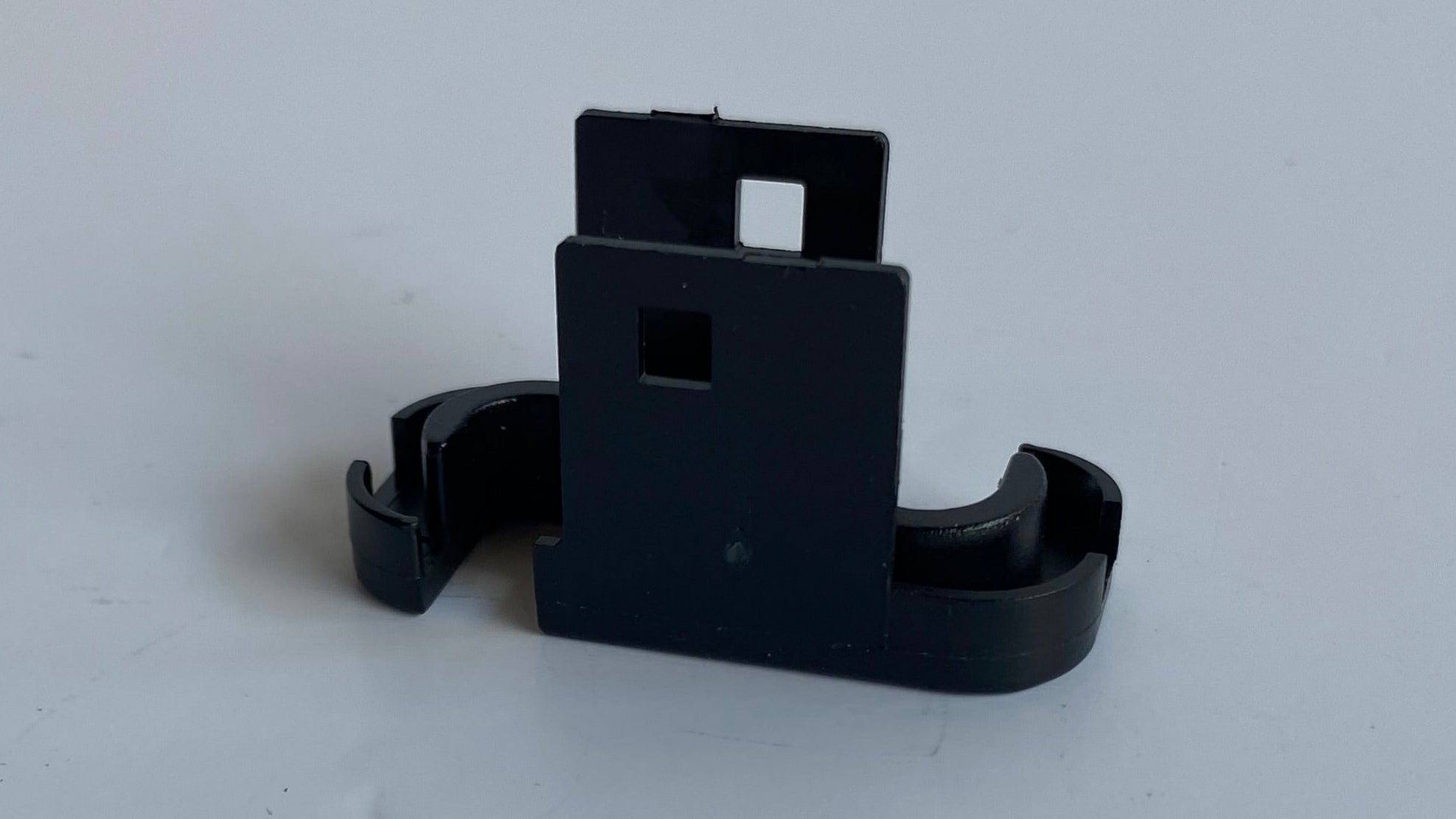 Verrouillage prise fusible principal Harley Davidson REF OEM 73303-04