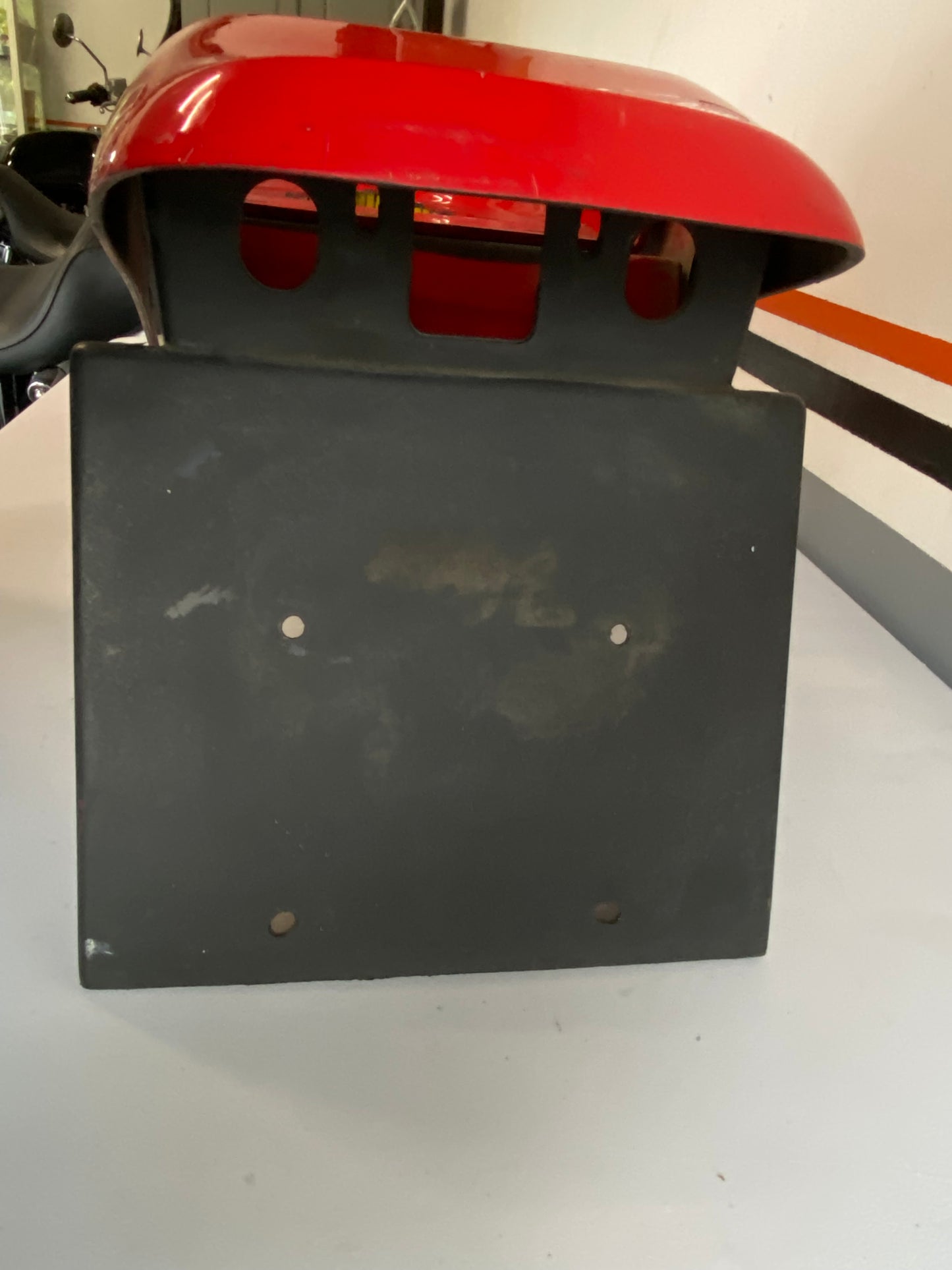 Coque arrière de BUELL M2 REF OEM : 59841-99YYH