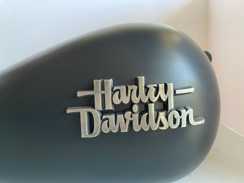 Réservoir à carburant essence Dyna noir mat Harley Davidson REF OEM 61000172BYM