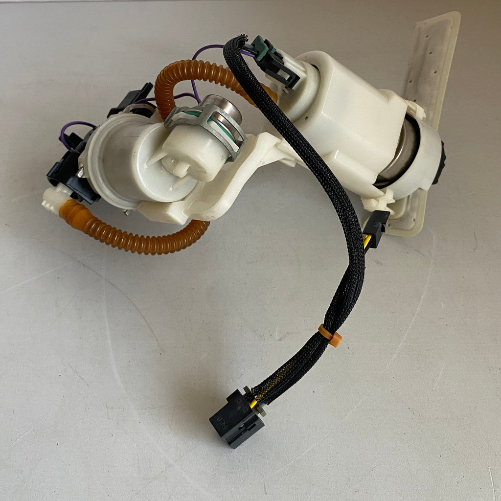 Pompe à carburant + filtre à essence Dyna Harley Davidson REF OEM 75218-04D