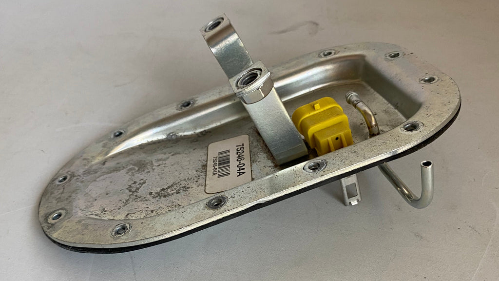 Harley Davidson Dyna Kraftstoffpumpentür REF OEM 75246-04A
