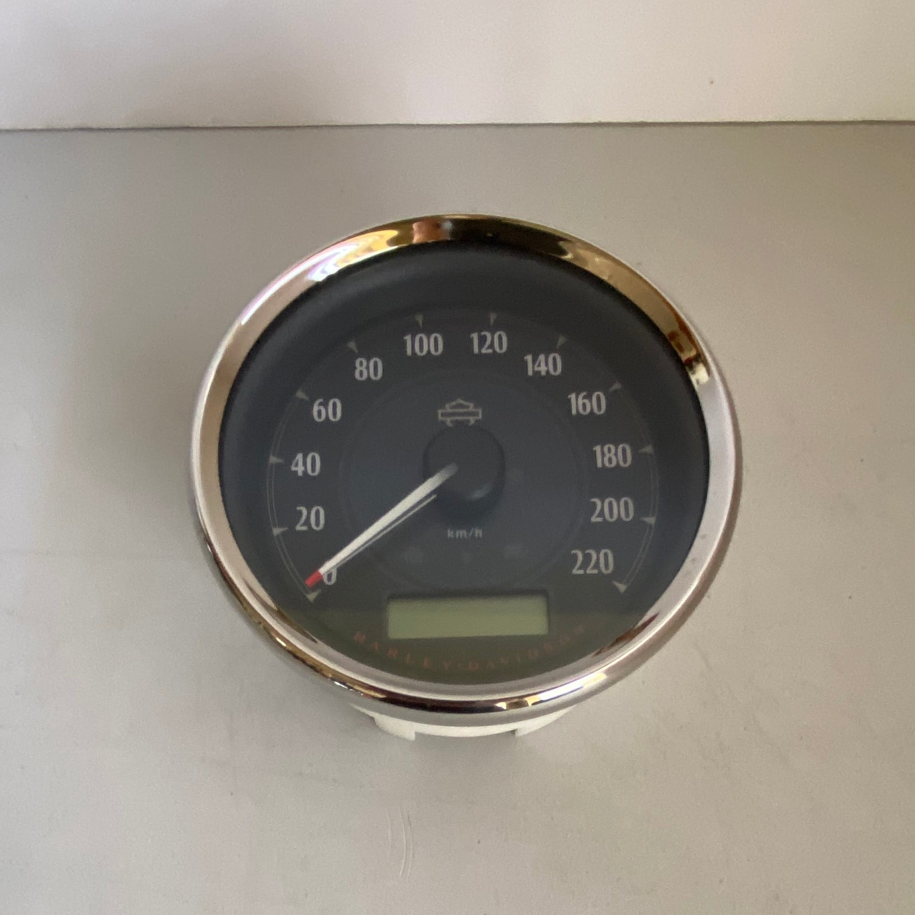 Compteur de vitesse en Km/h avec 17.963 kms Dyna Harley Davidson REF OEM 67479-12