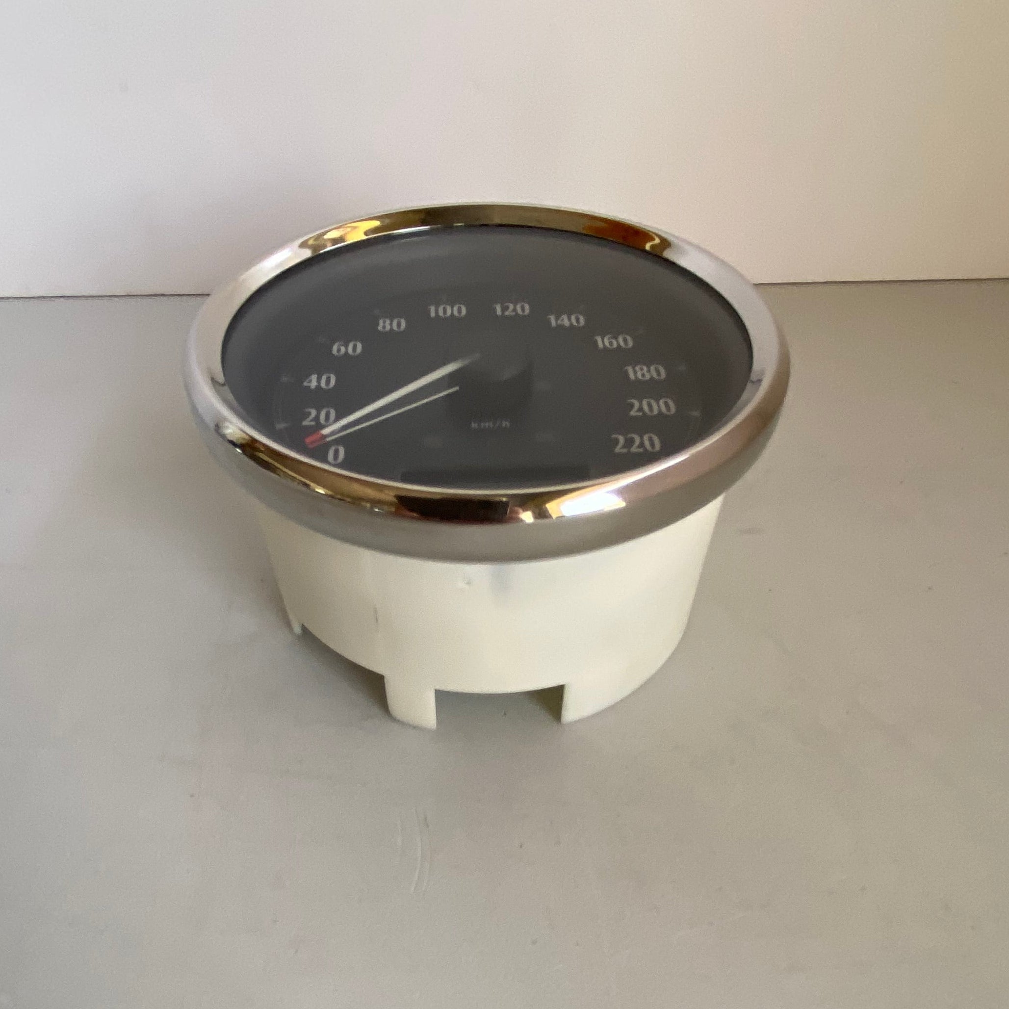 Compteur de vitesse en Km/h avec 17.963 kms Dyna Harley Davidson REF OEM 67479-12