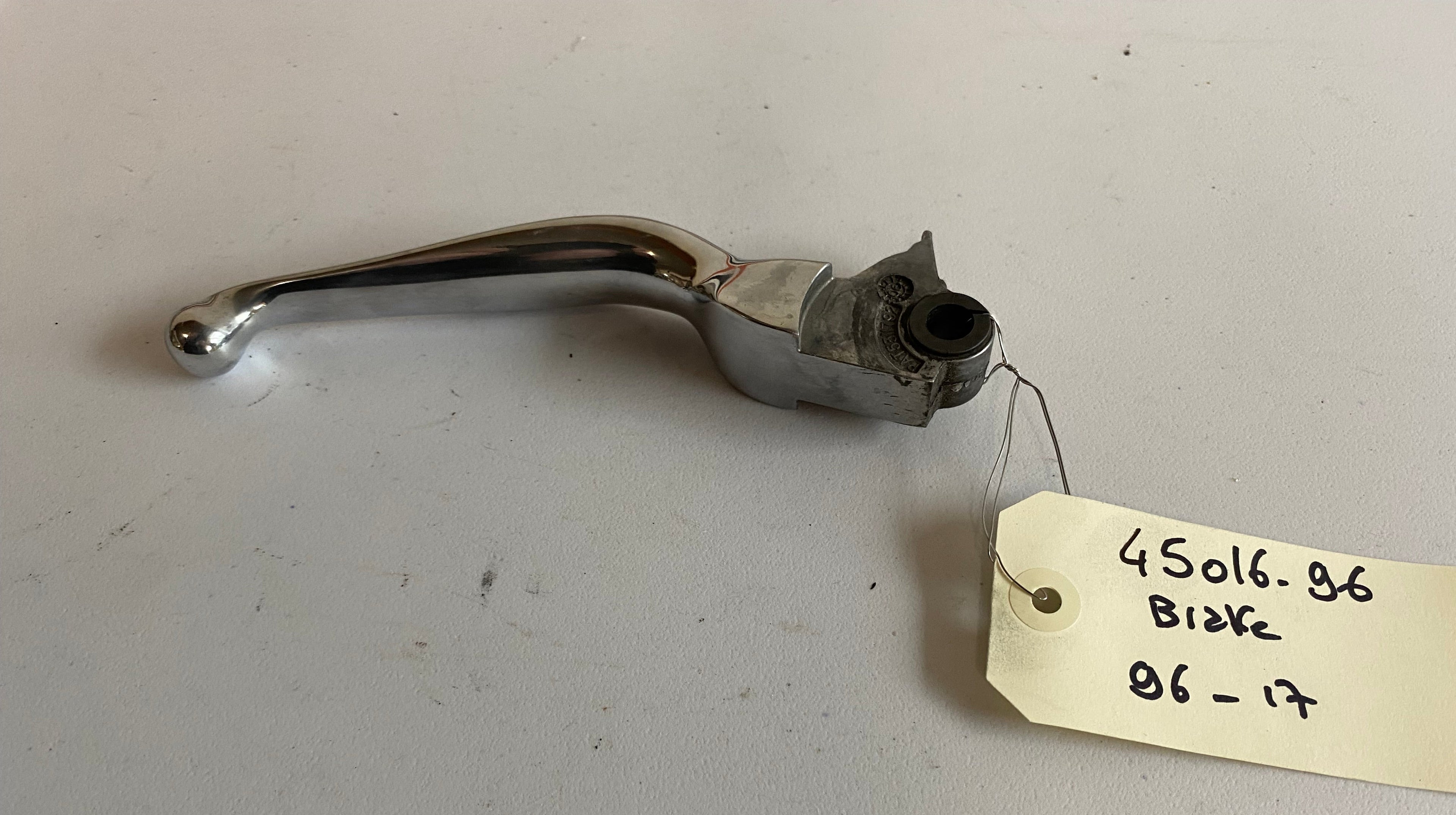 Harley Davidson Bremshebel REF OEM: 45016-96