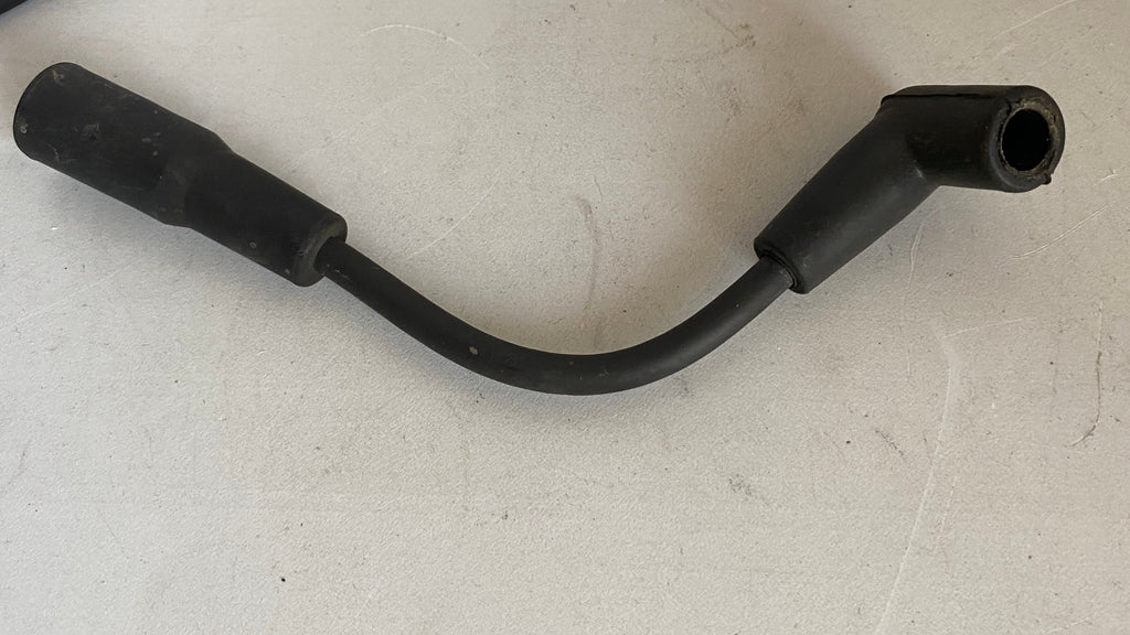 Jeu de fils allumage de bougies Dyna Harley Davidson REF OEM 31960-99A & 31981-99C