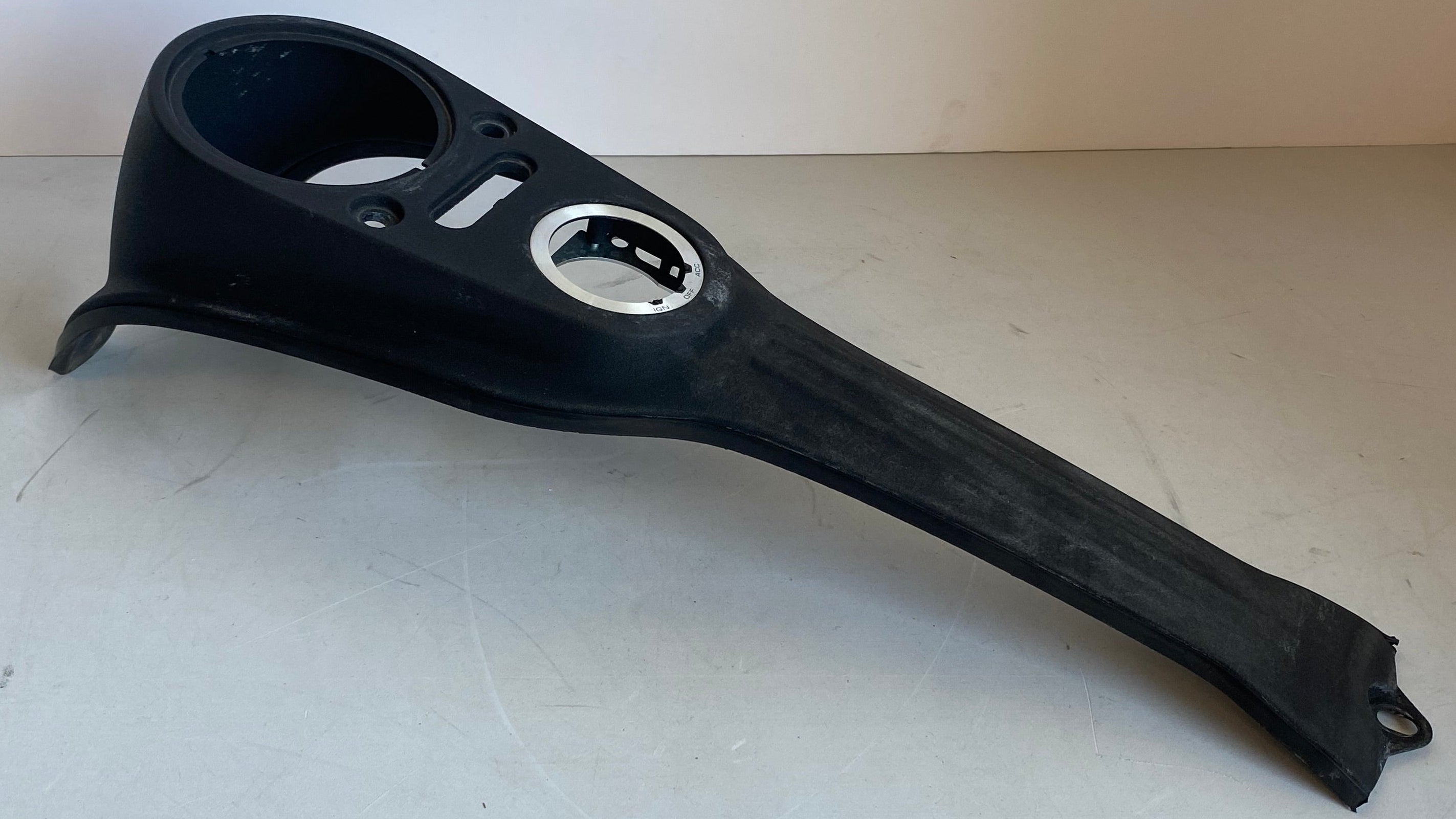 Console centrale Dyna noir wrinkle Harley Davidson REF OEM 70900209
