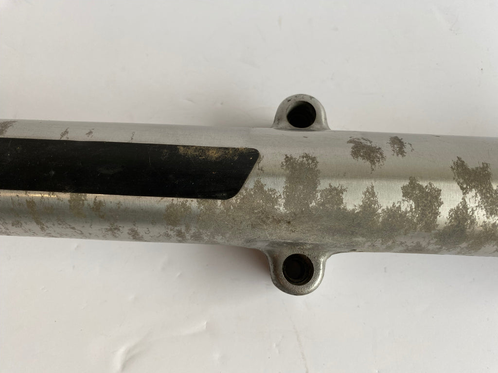 Fourreau de fourche 39 mm droit Sportster Harley Davidson REF OEM 45900-04