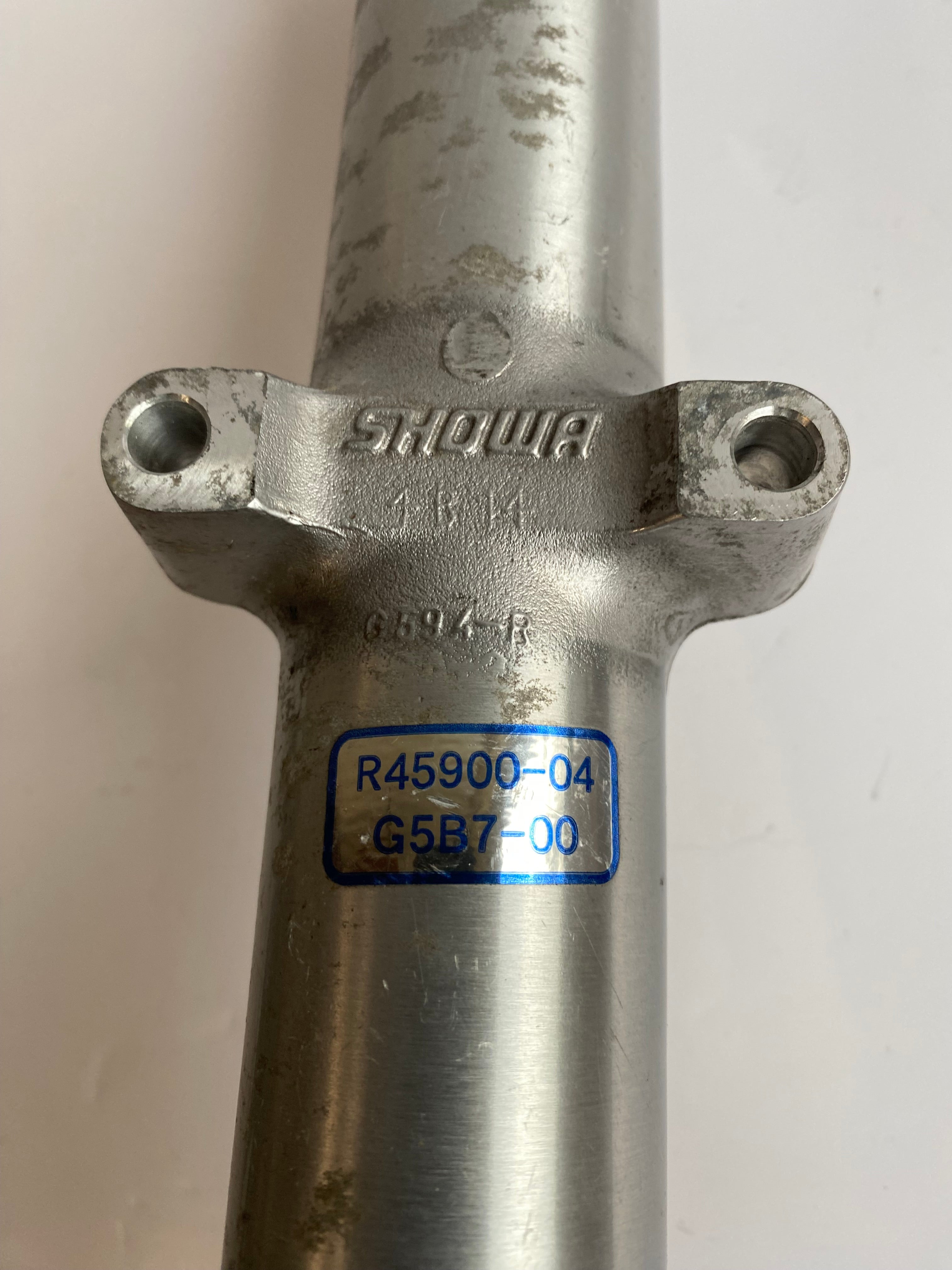 Fourreau de fourche 39 mm droit Sportster Harley Davidson REF OEM 45900-04