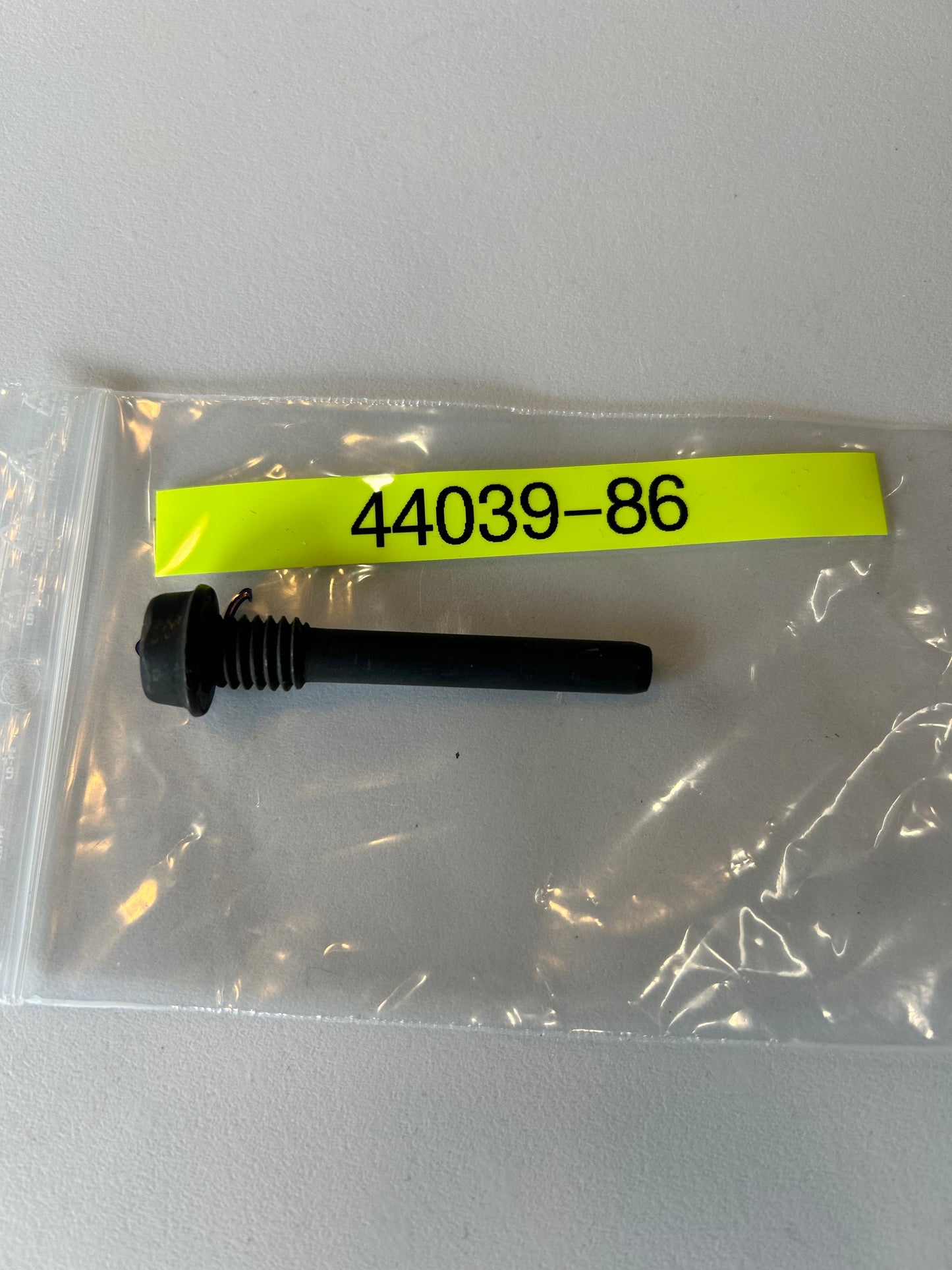 Harley Davidson rear brake pad screws REF OEM: 44039-86