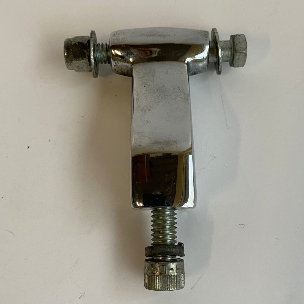 Support de phare Sportster Custom Harley Davidson REF OEM 67746-11