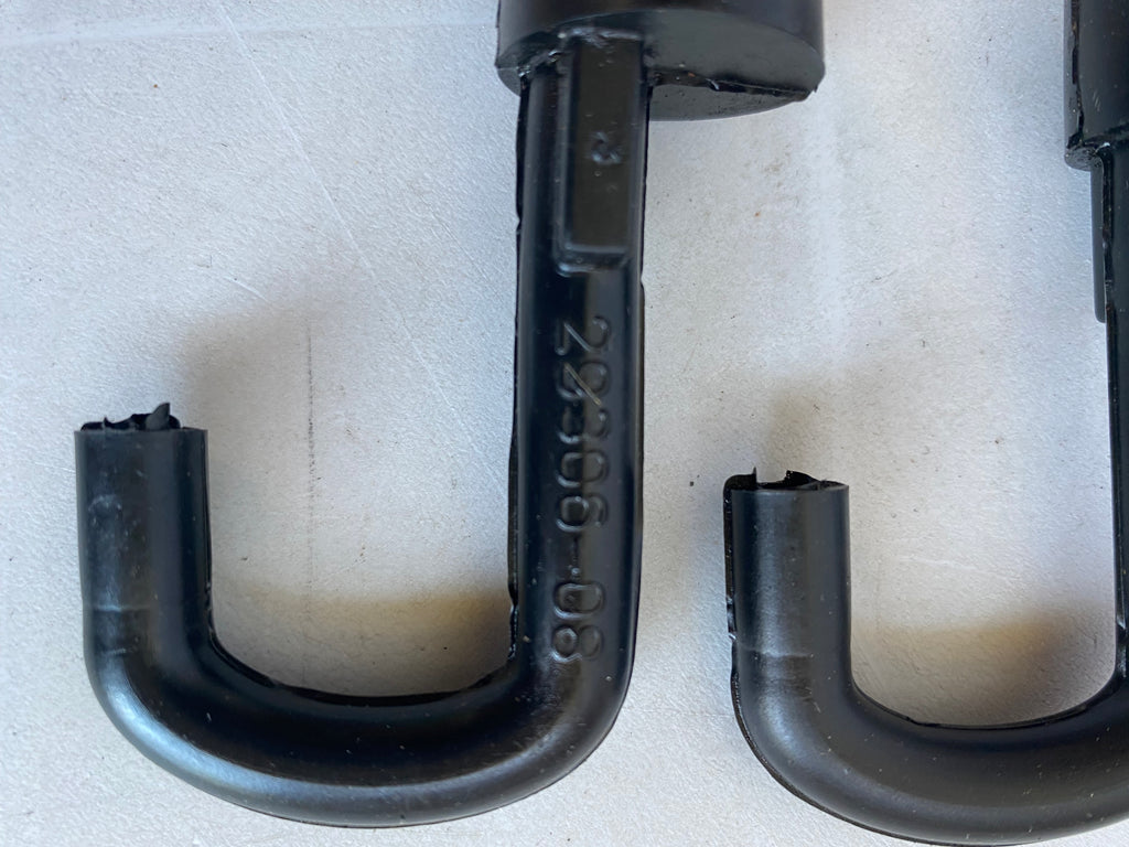 Jeu de 2 durites reniflards Dyna Harley Davidson REF OEM 29306-08
