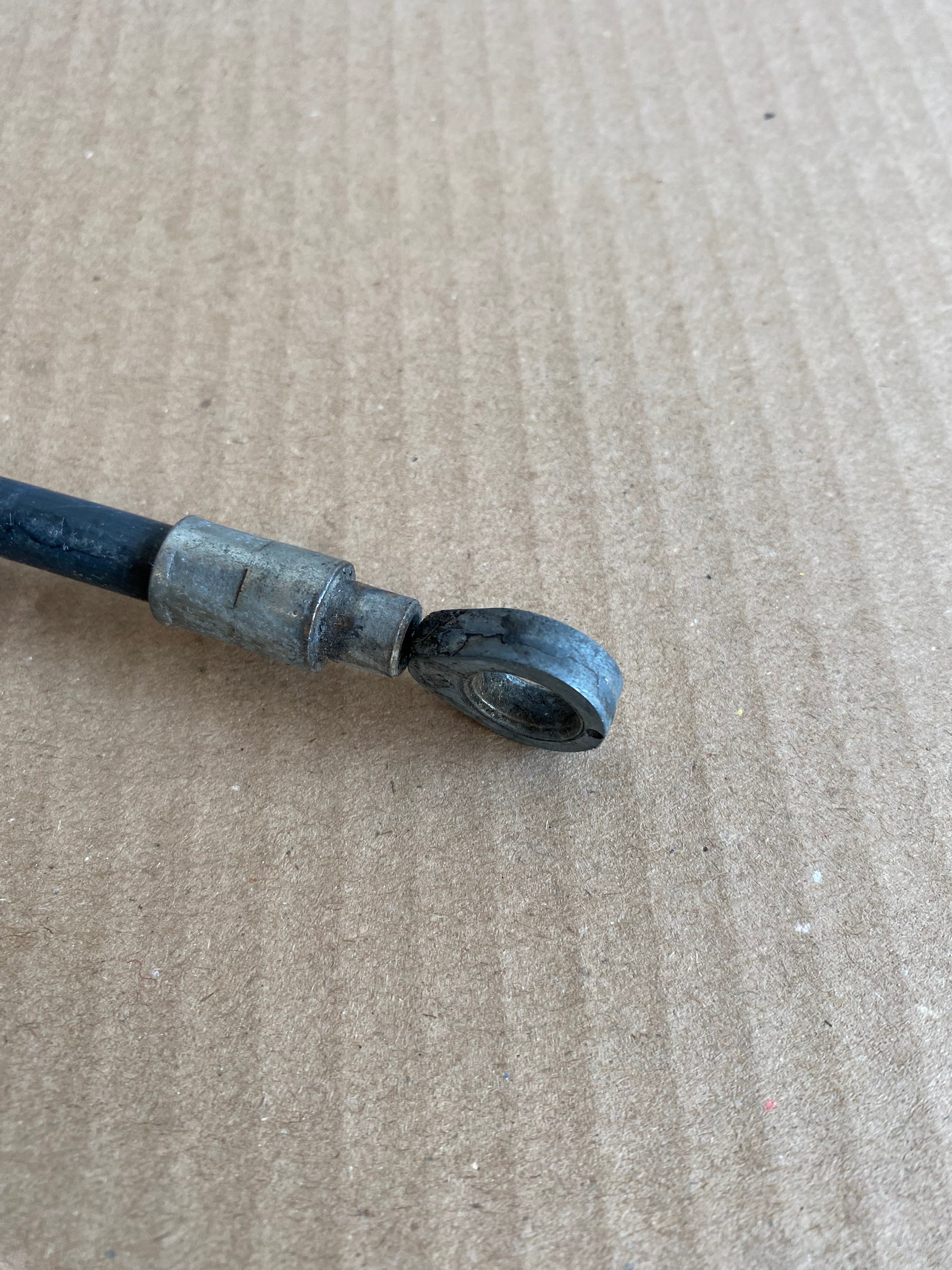 Câble d'embrayage Harley Davidson REF OEM : 38619-88A