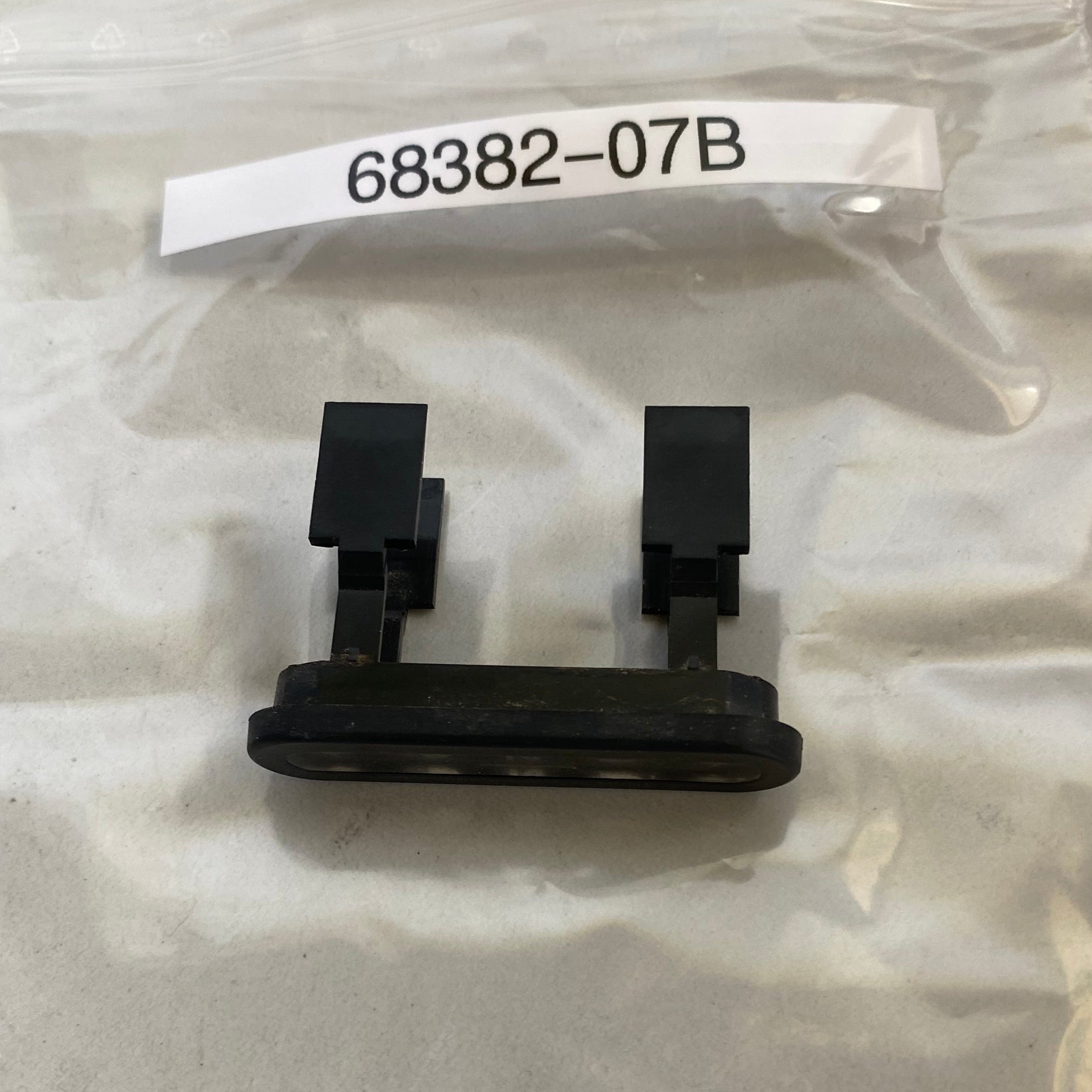 Vitre entourage voyants Harley Davidson REF OEM 68382-07B