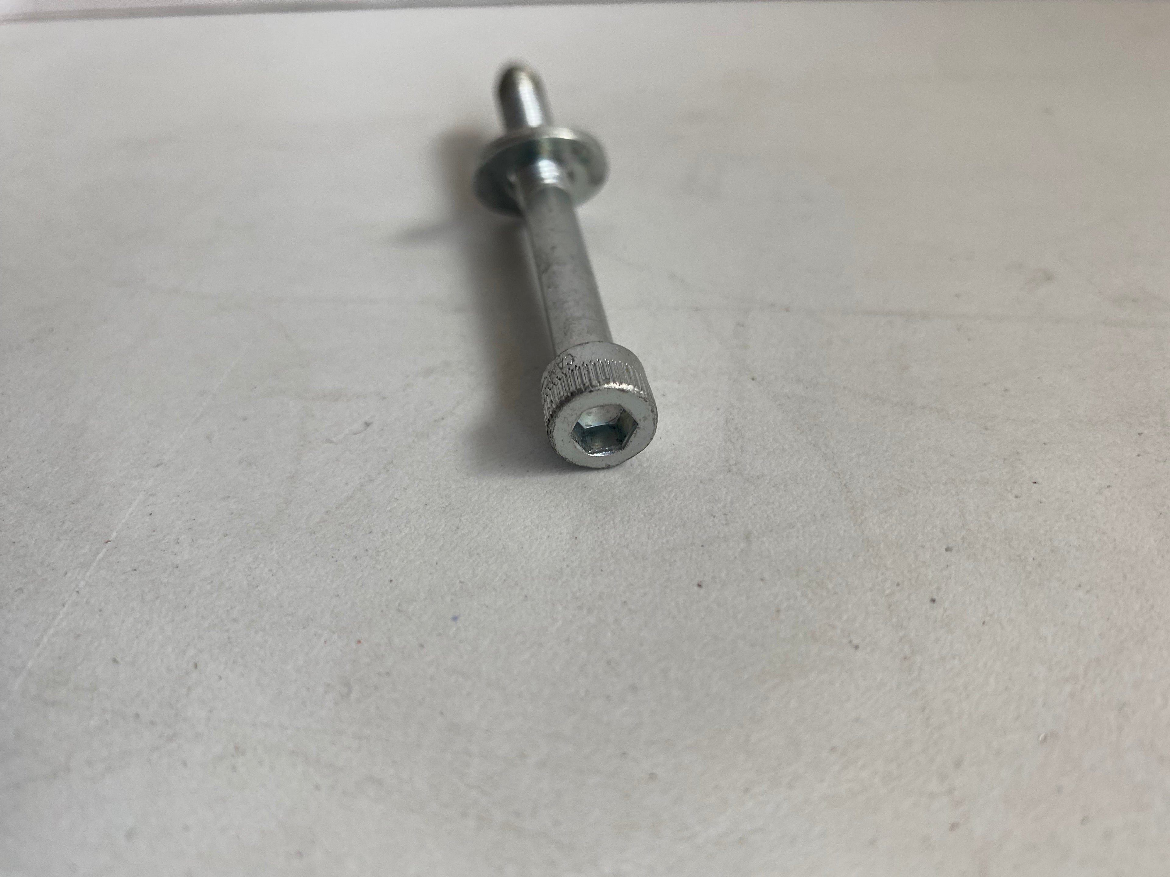Vis BTR 1/4-20 x 2-3/4" Harley Davidson REF OEM 4274 & 6703