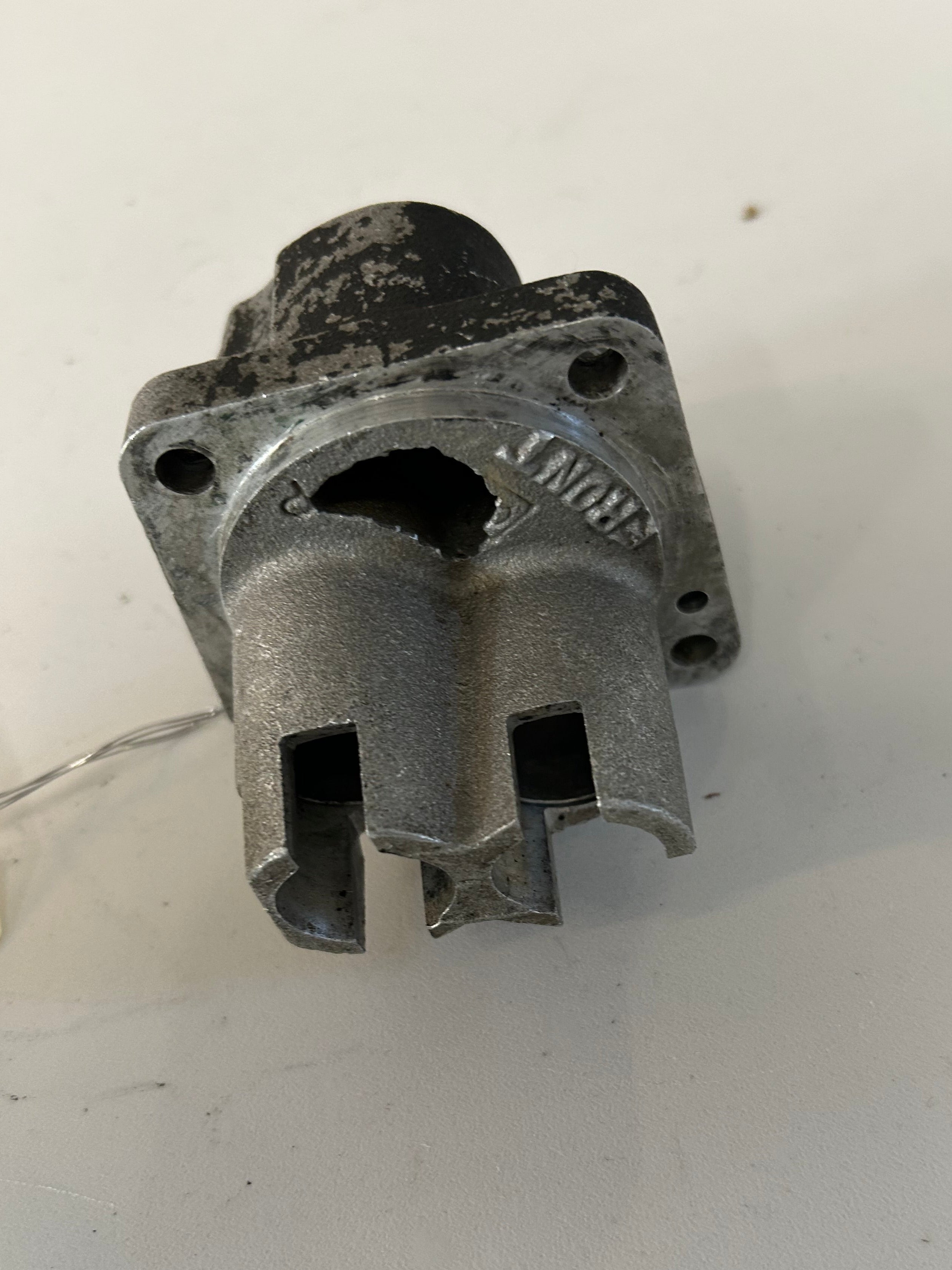 Harley Davidson Front Hydraulic Tappet Block OEM REF: 18623-83B