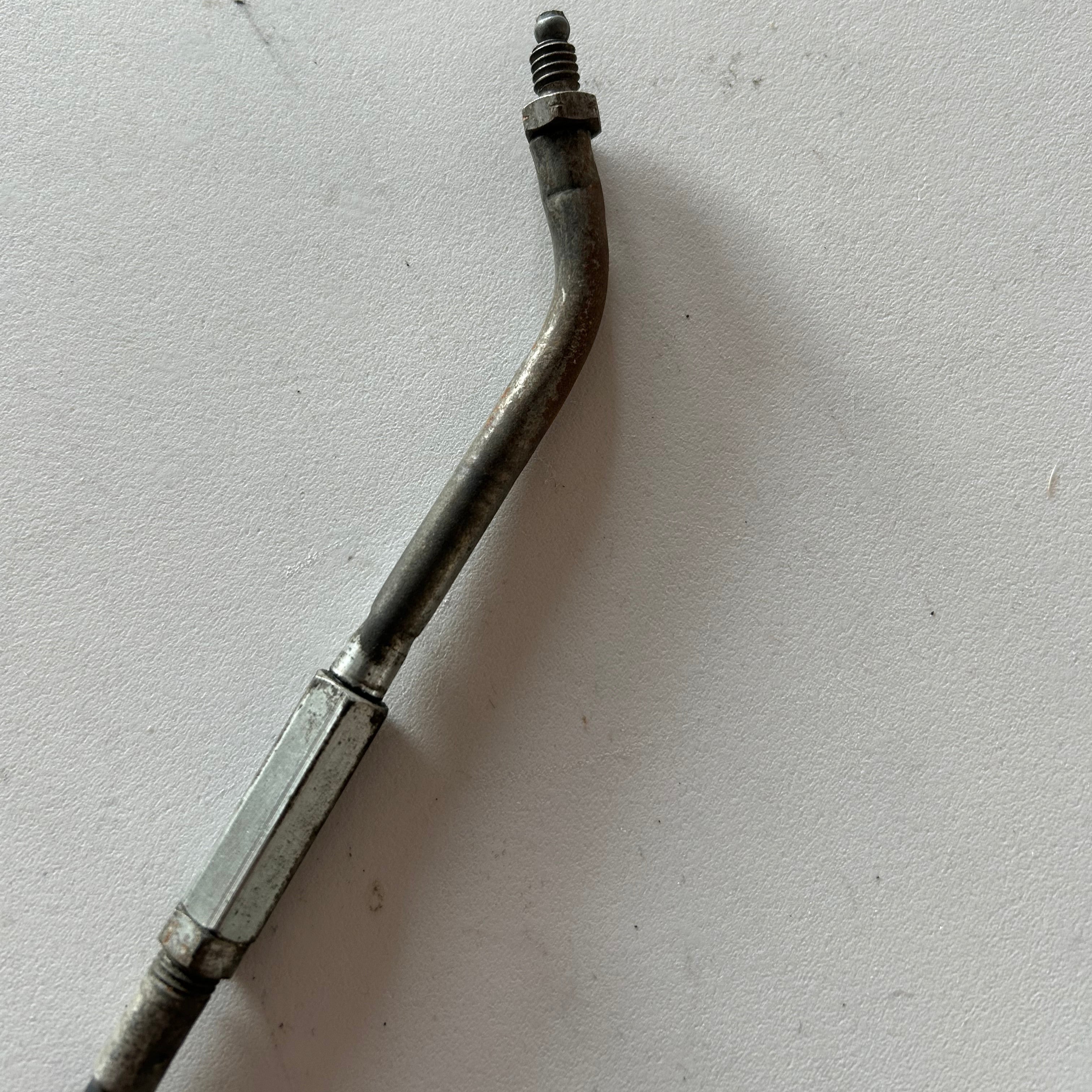 Câble de gaz retour Harley Davidson 31 pouces REF MCS : 570828