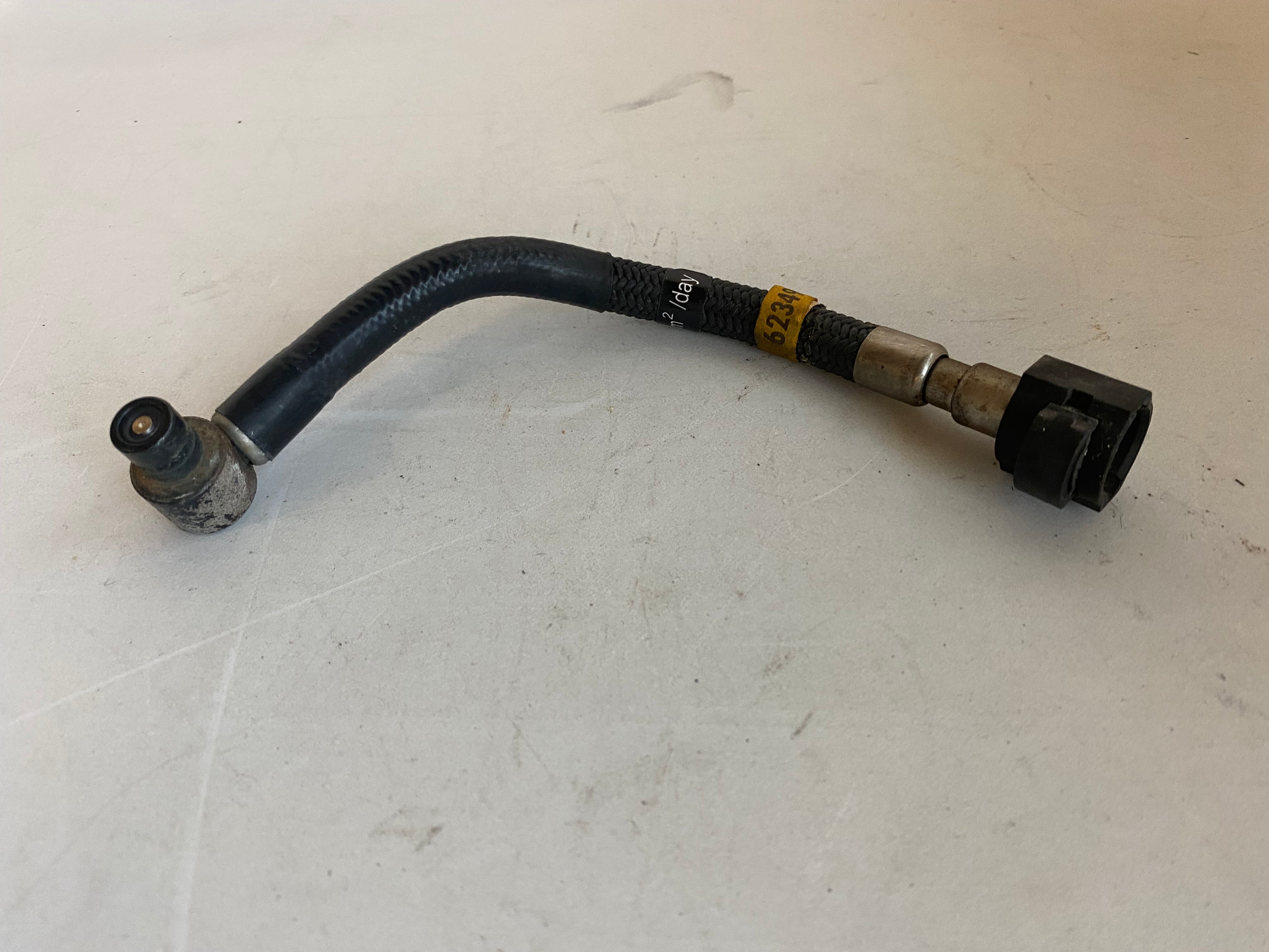 Durite injection carburant Dyna Harley Davidson REF OEM 62349-04F