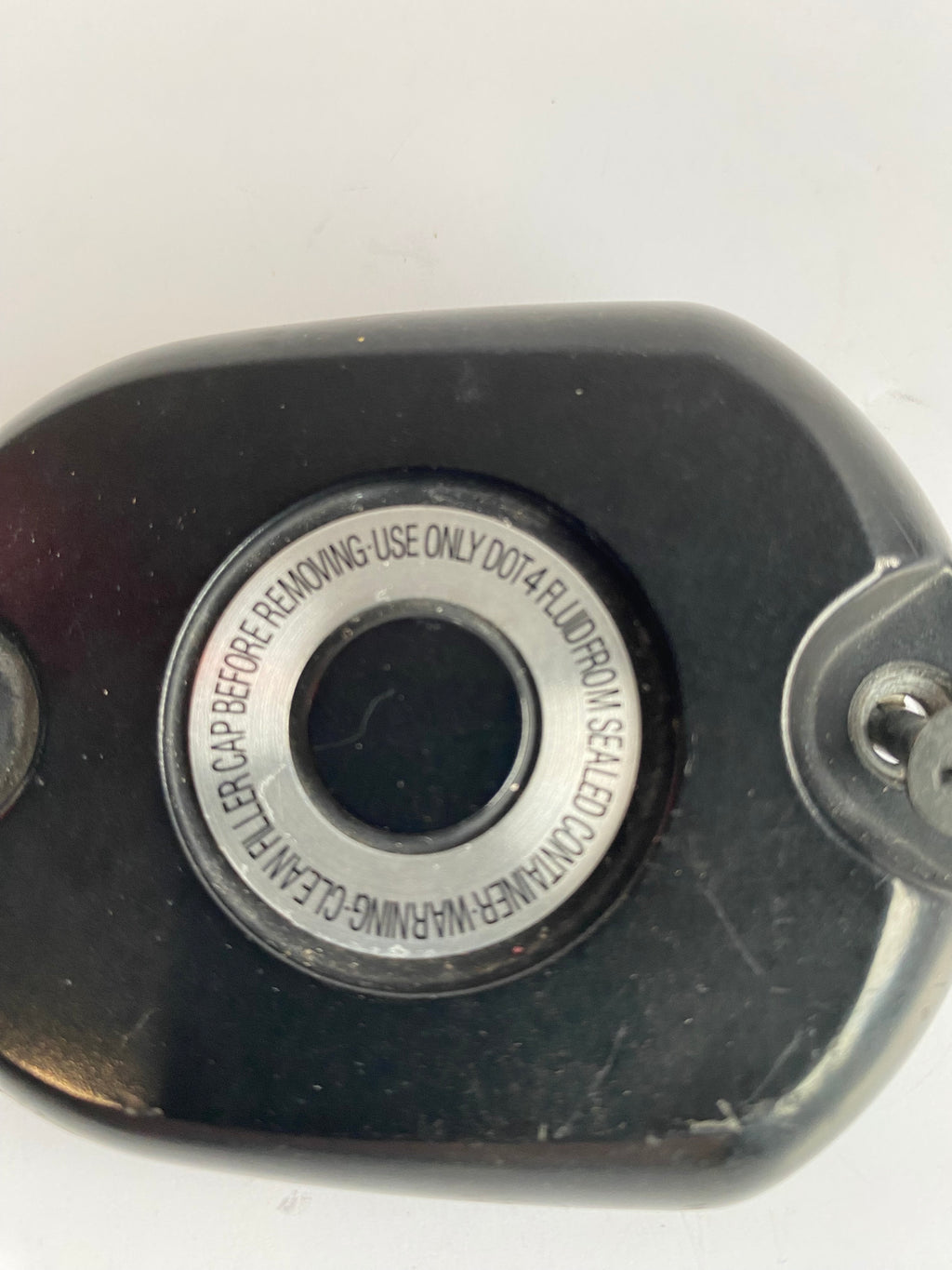 Couvercle de maitre cylindre frein avant Sportster Harley Davidson REF OEM 42804-07