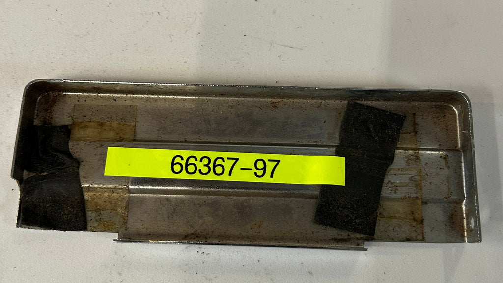 Cache batterie chromé Harley Davidson Sportster REF OEM : 66367-97
