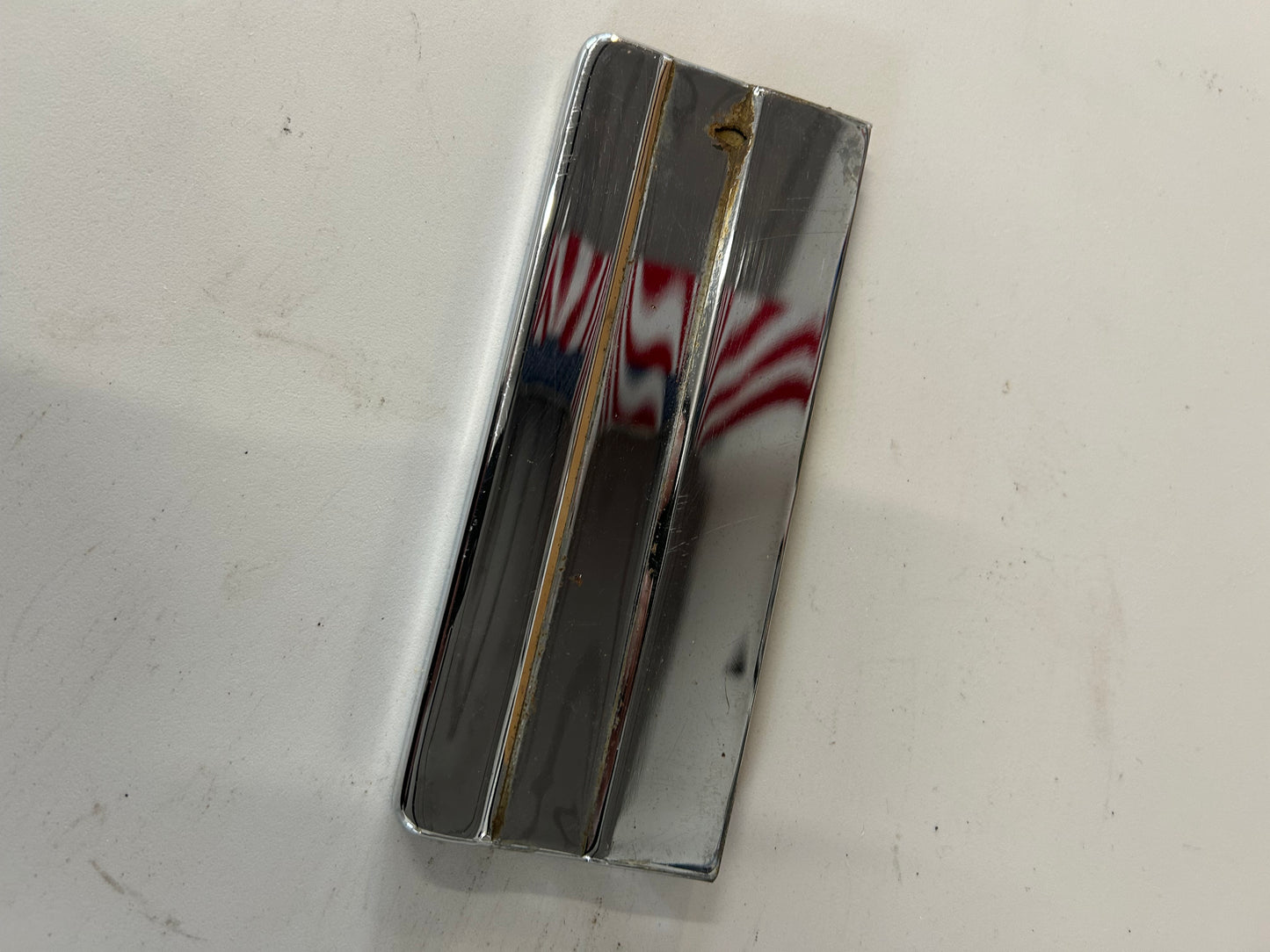 Cache batterie chromé Harley Davidson Sportster REF OEM : 66367-73