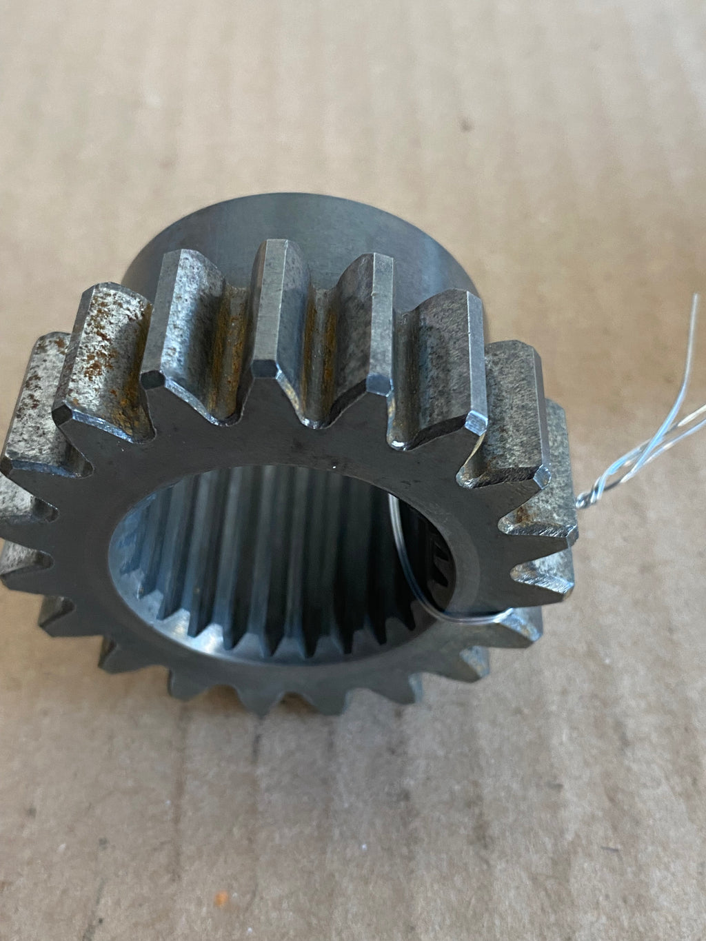 pignon 4ième vitesse Harley Davidson référence OEM : 35625-79B
