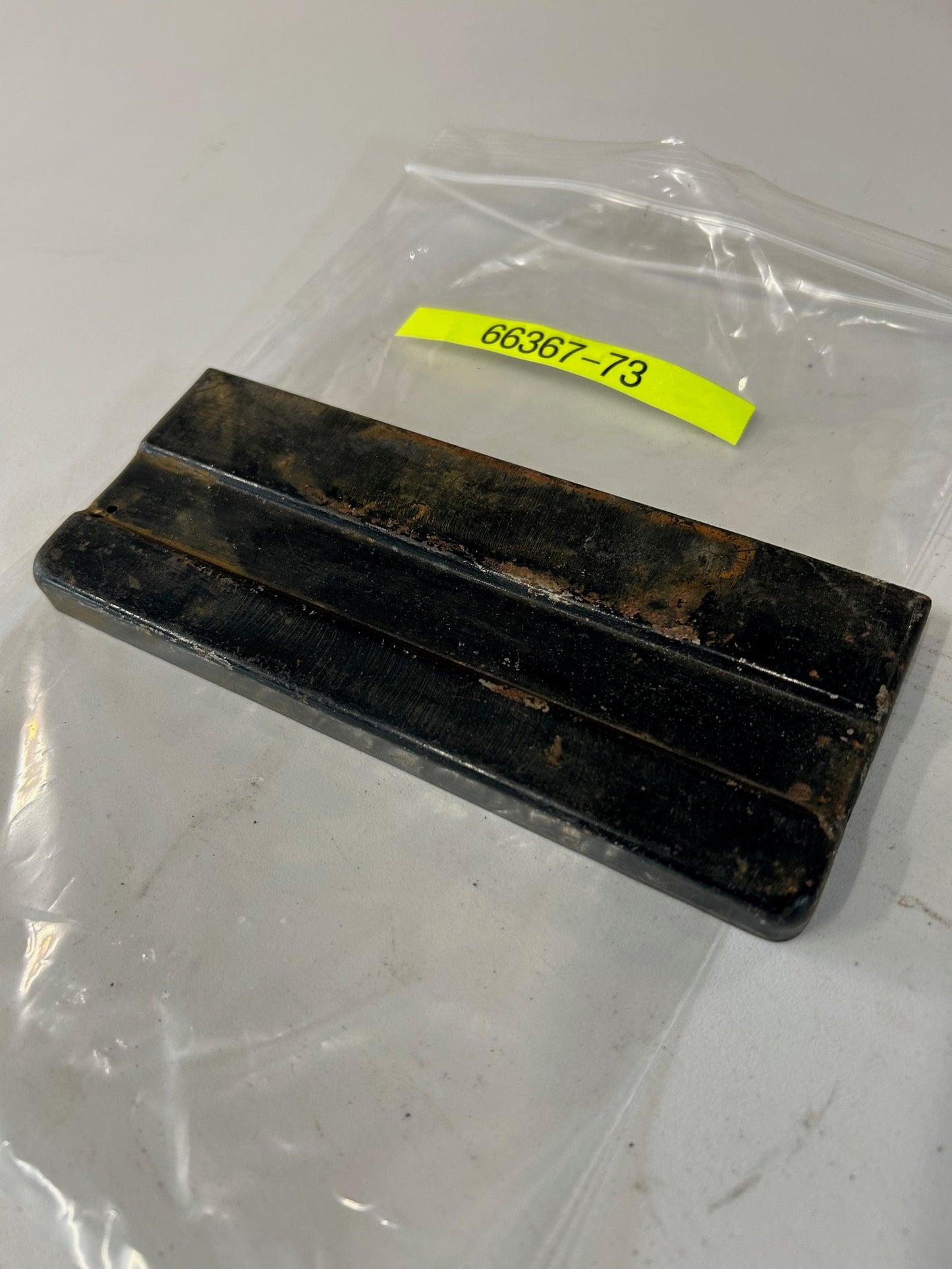 Cache batterie noir Harley Davidson Sportster REF OEM : 66367-73