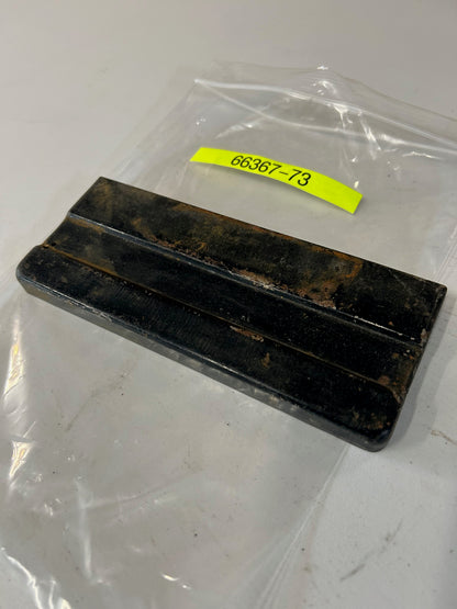 Cache batterie noir Harley Davidson Sportster REF OEM : 66367-73