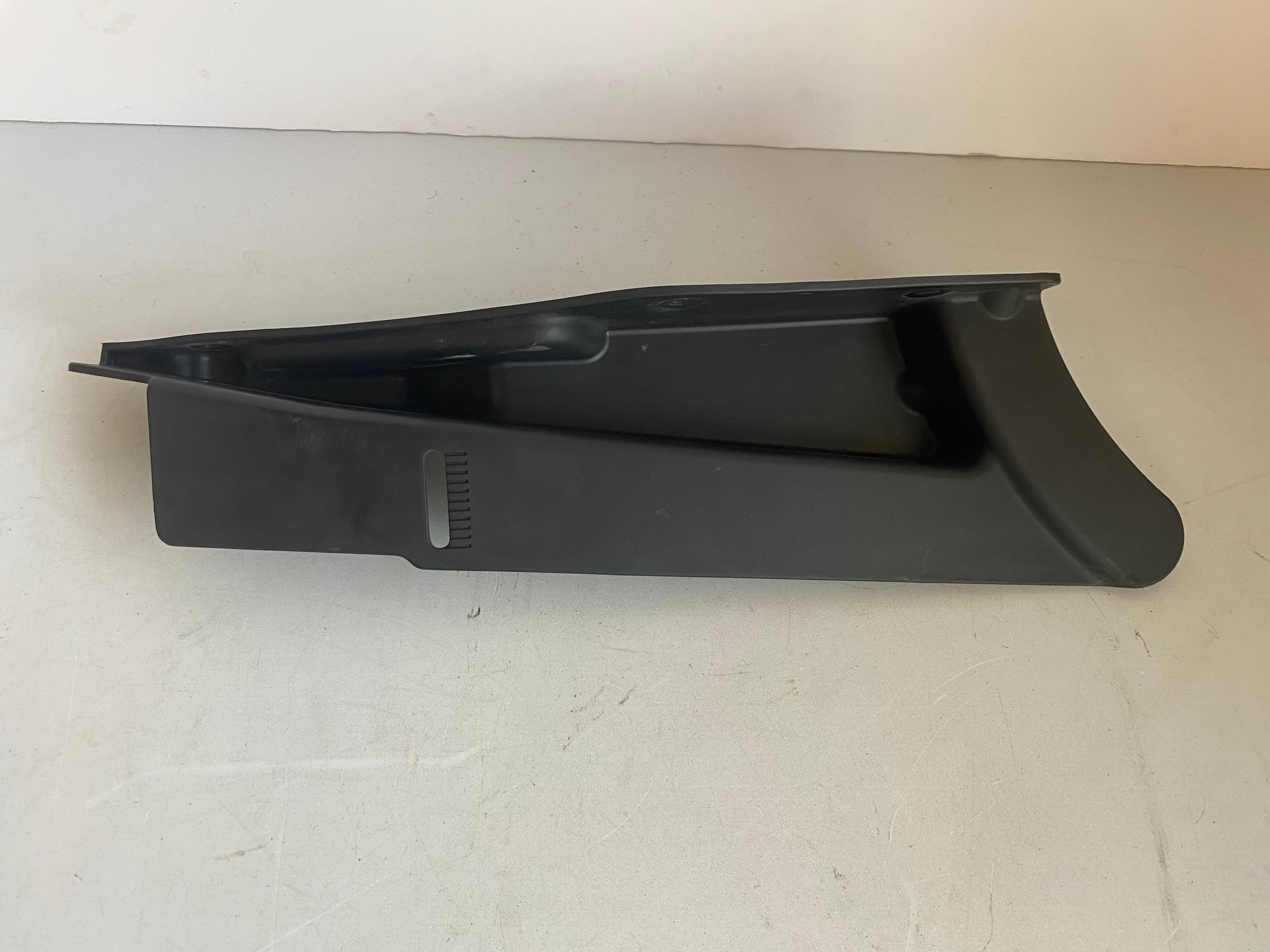 Pare courroie inferieur Dyna Harley Davidson REF OEM 60356-07A