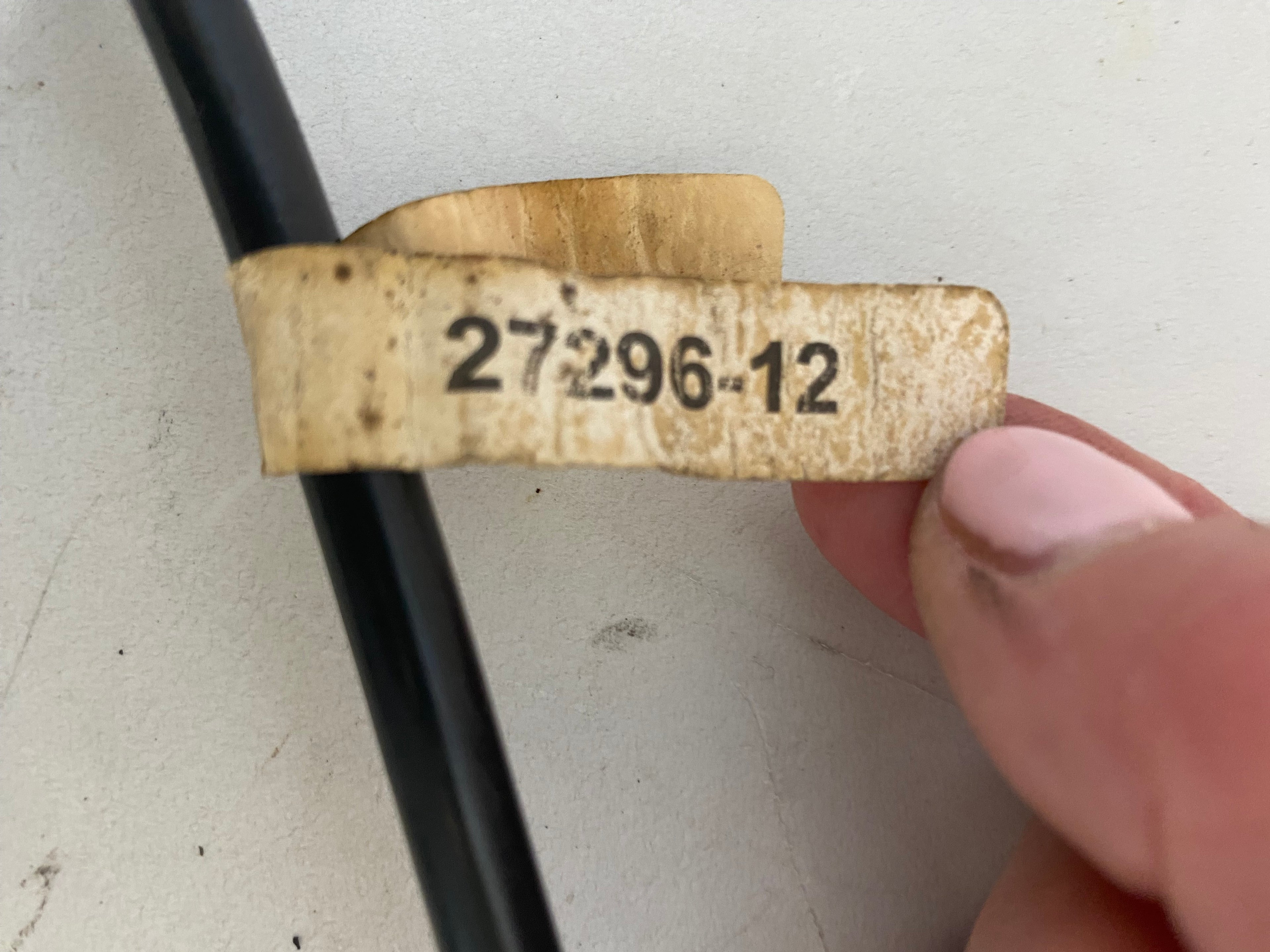 Durite de mise à l'air réservoir carburant Dyna Harley Davidson REF OEM 27296-12