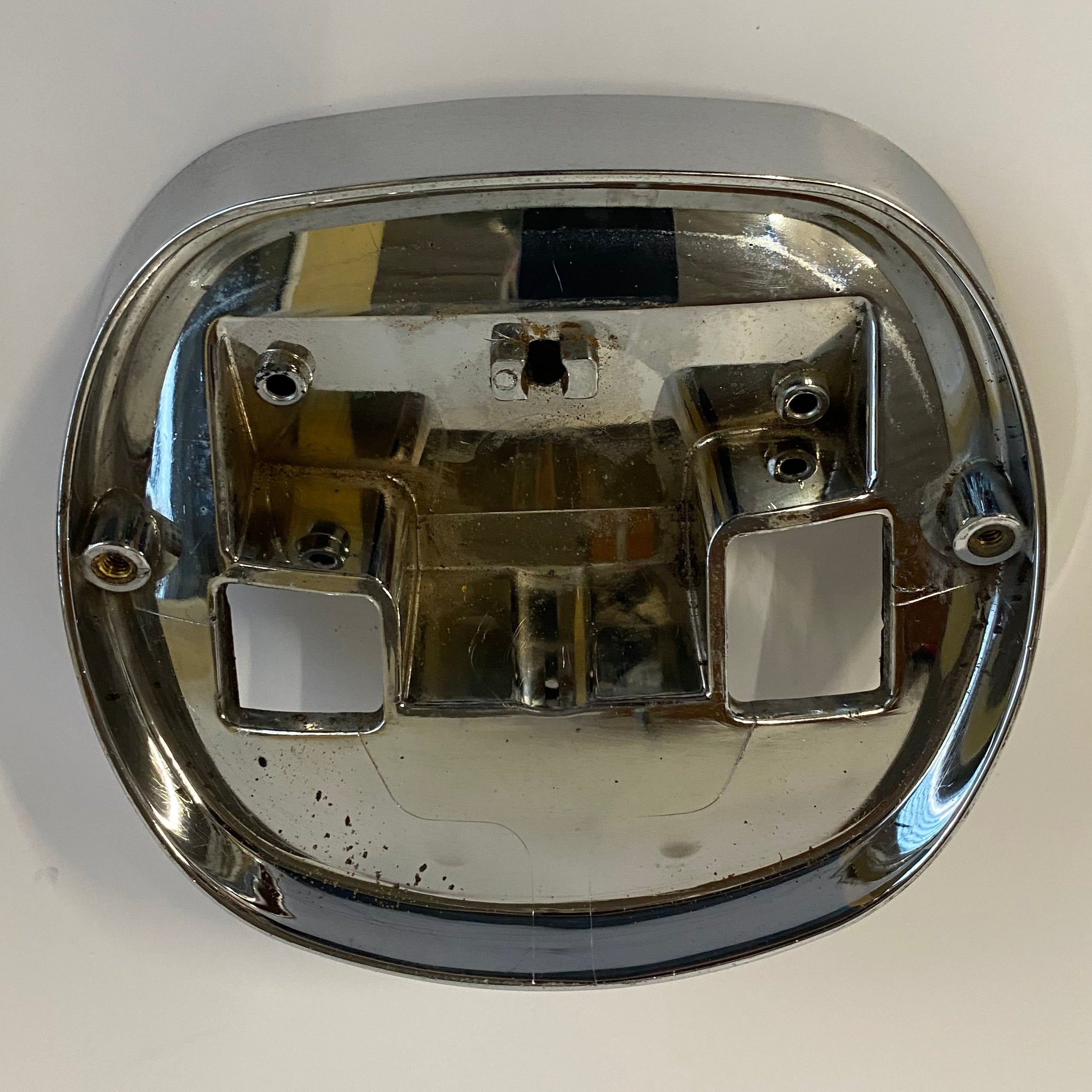 Support feu arrière chromé Harley Davidson REF OEM 68066-99A