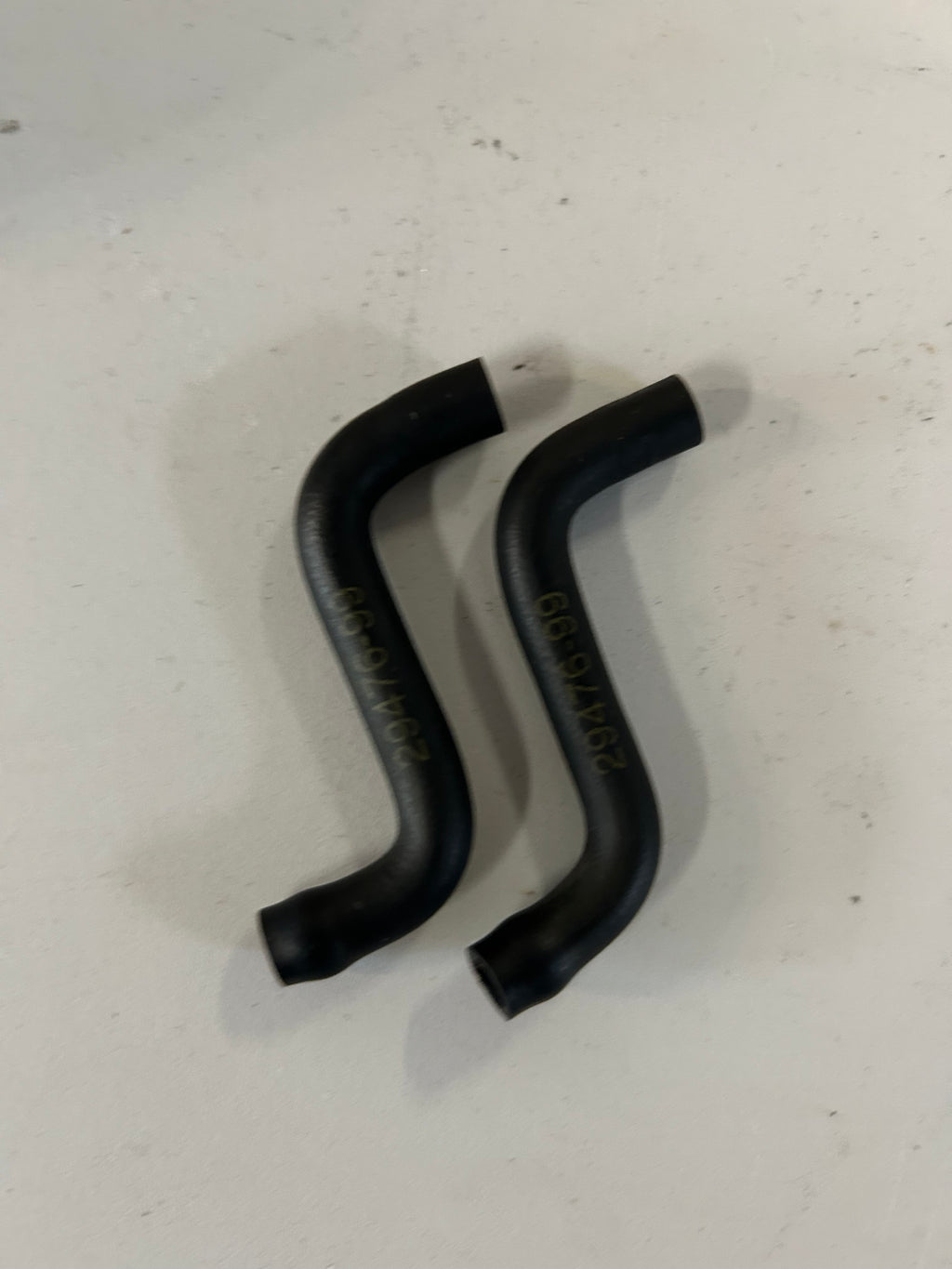 Jeu de 2 durites pour reniflard Harley Davidson REF OEM : 29476-99