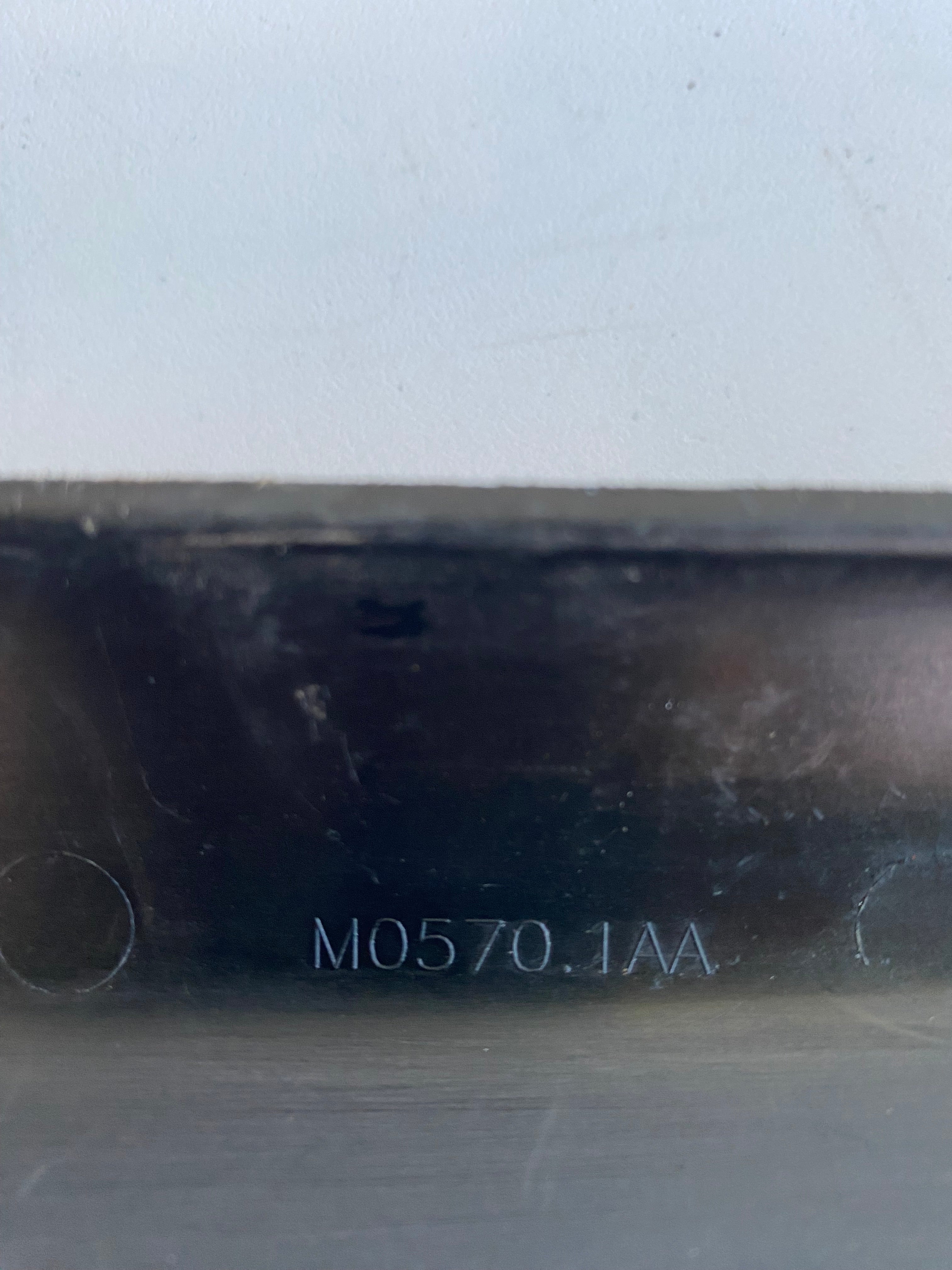 Pare courroie secondaire supérieure Buell XB REF OEM M0570.1AA